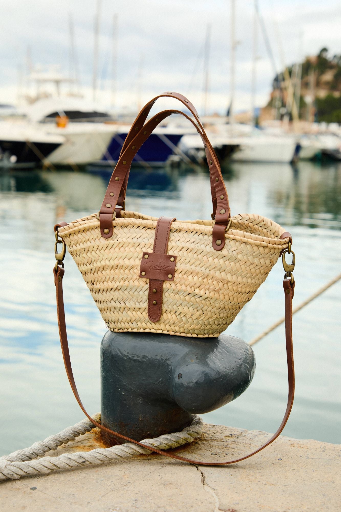 CAPAZO PALMA MINI CUERO