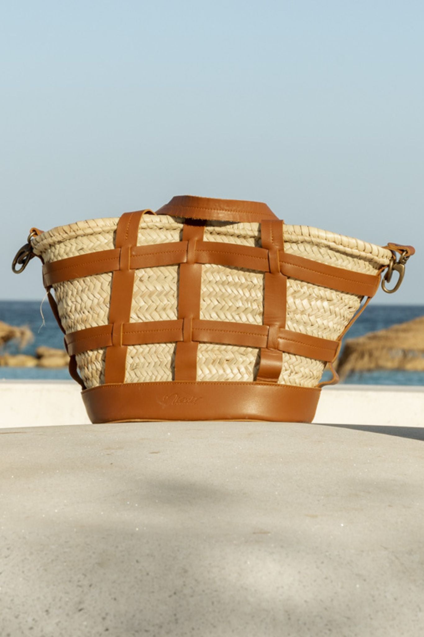 FORMENTERA LEATHER BASKET