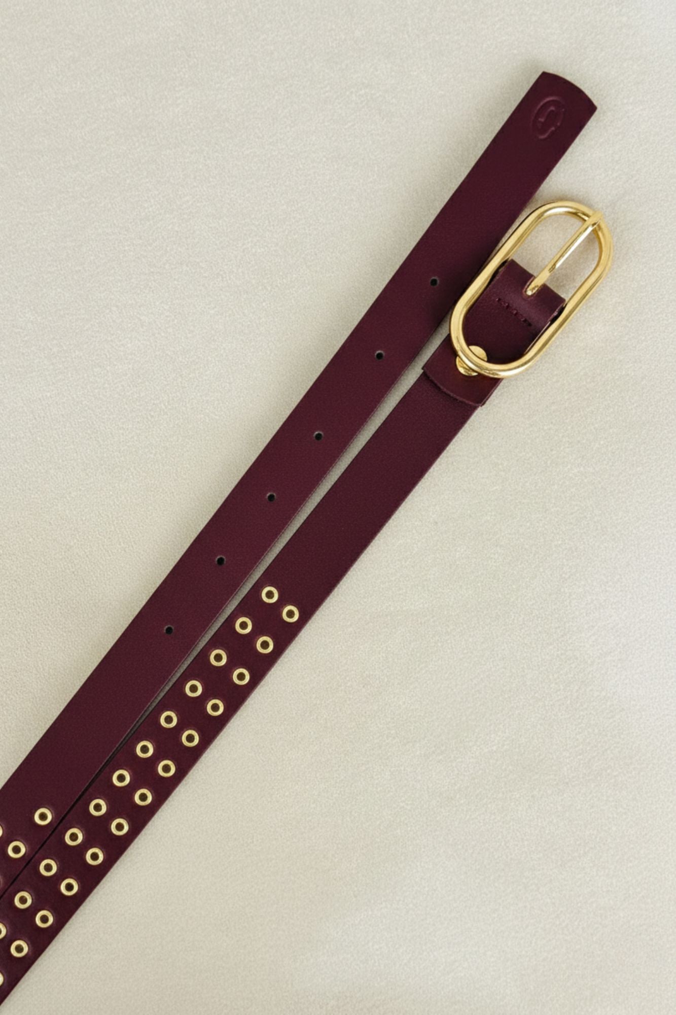 CINTURON BOWIE TACHAS BURDEOS