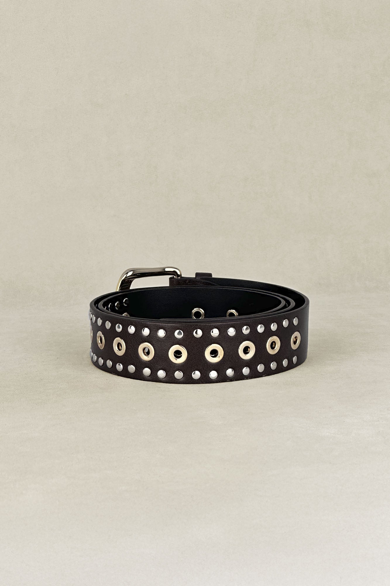 CHOCOLATE STUDDED ROCKER BELT