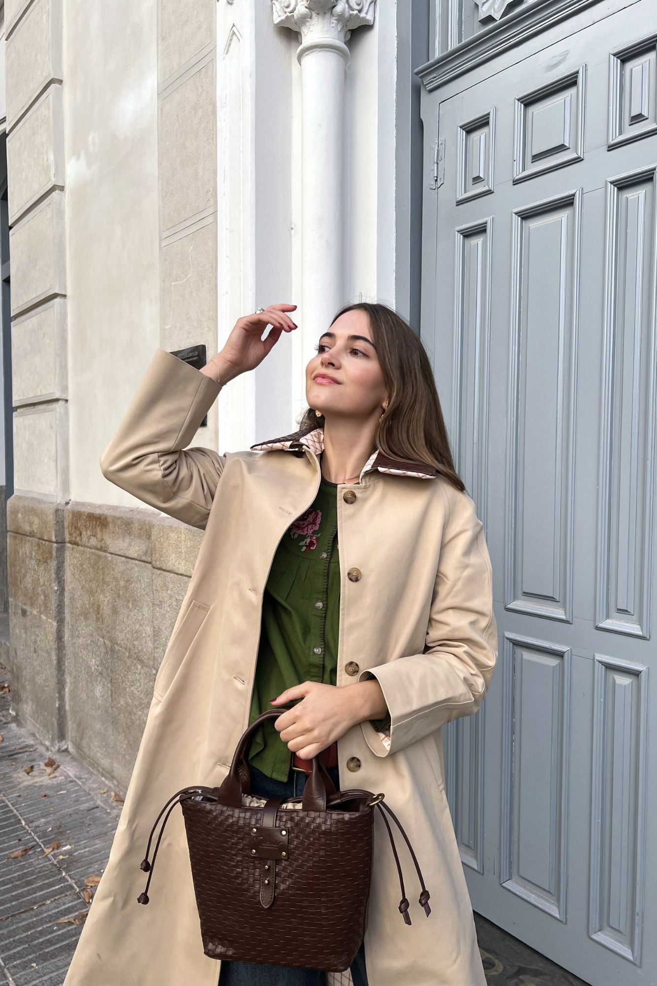 GABARDINA CAMEL CUELLO TRENZADO