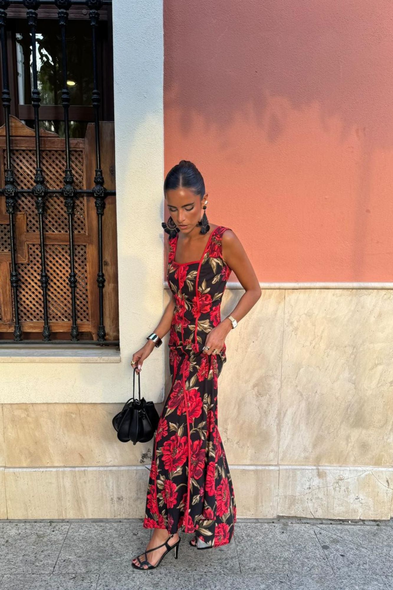 SANDALIA GADEA GRABADO NEGRO 9CM