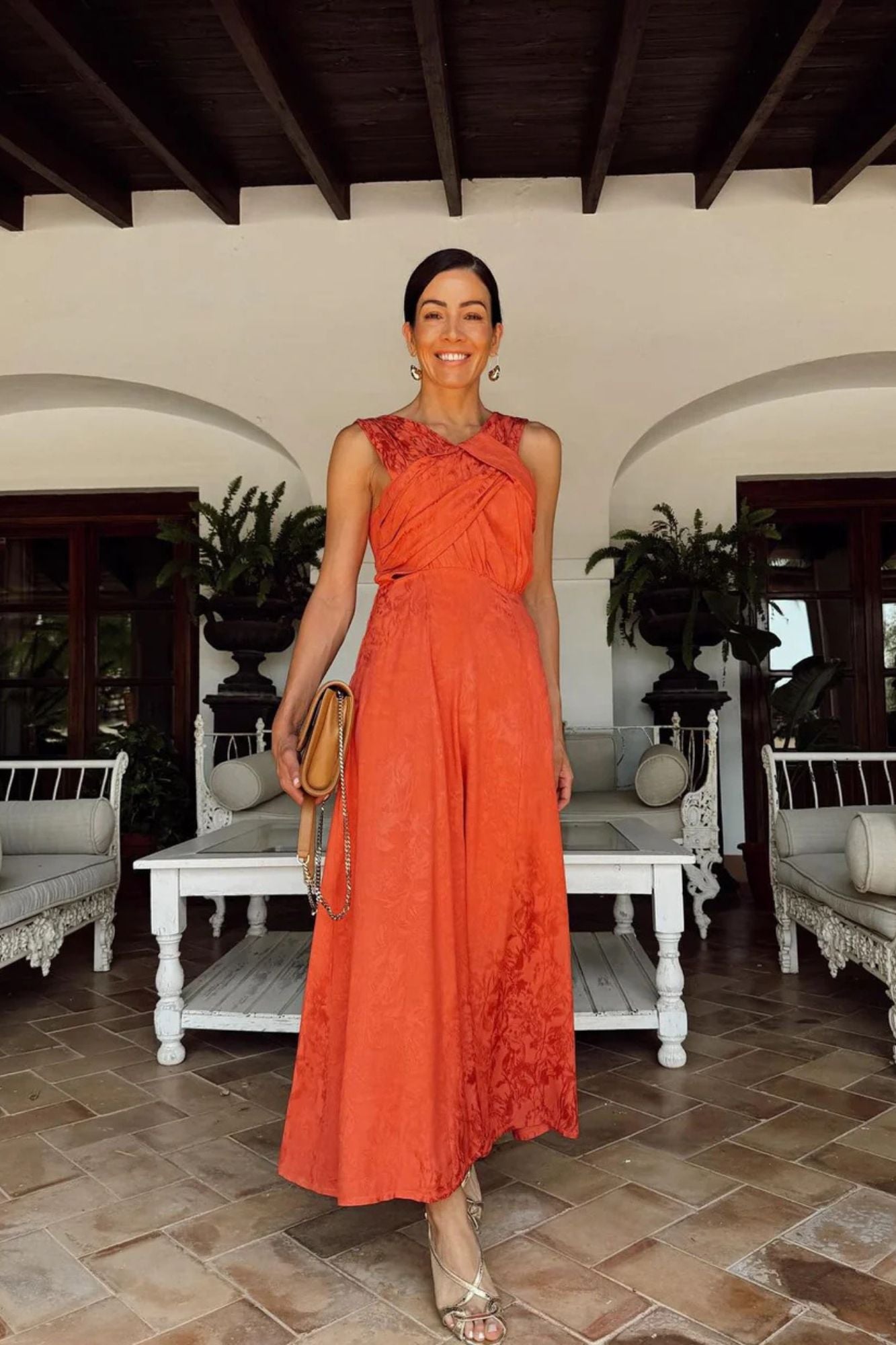 SANDALIA GADEA GRABADO ORO 9CM