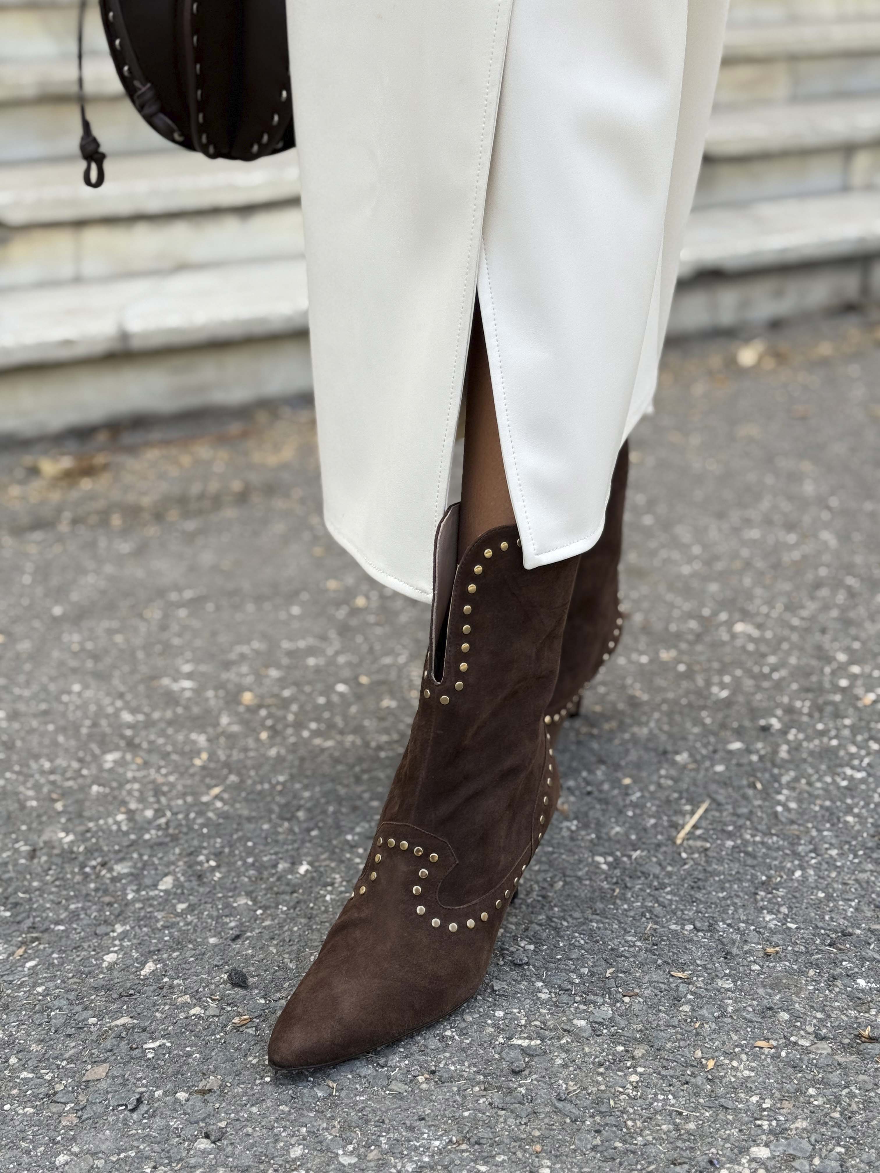 BOTA ANTE TIERRA MARRON 5CM