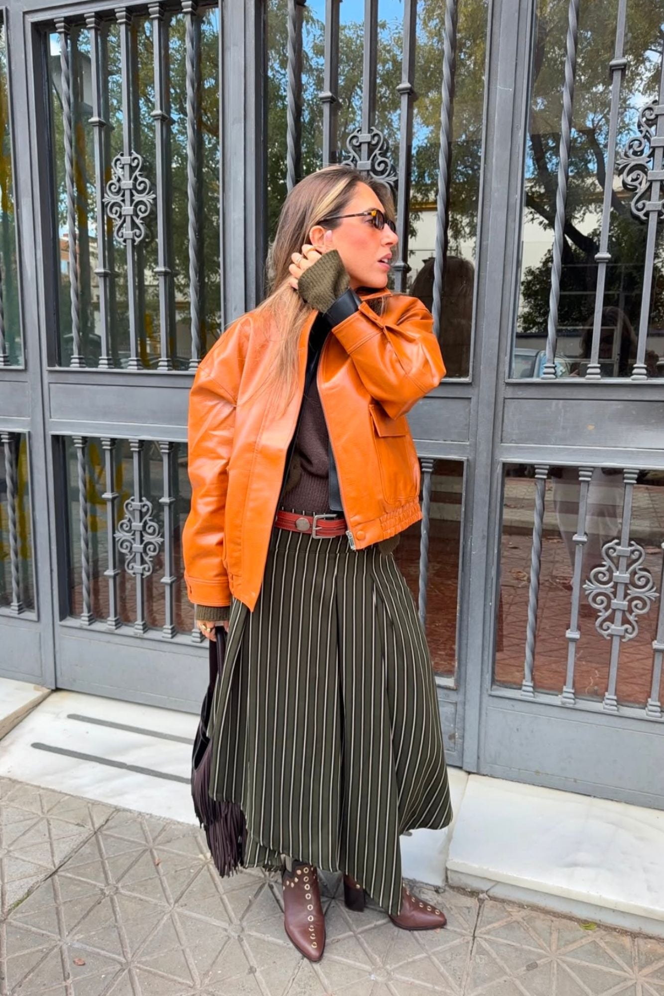 PUNKY BOOTS AVELLANA TACHAS ORO TACON 7CM