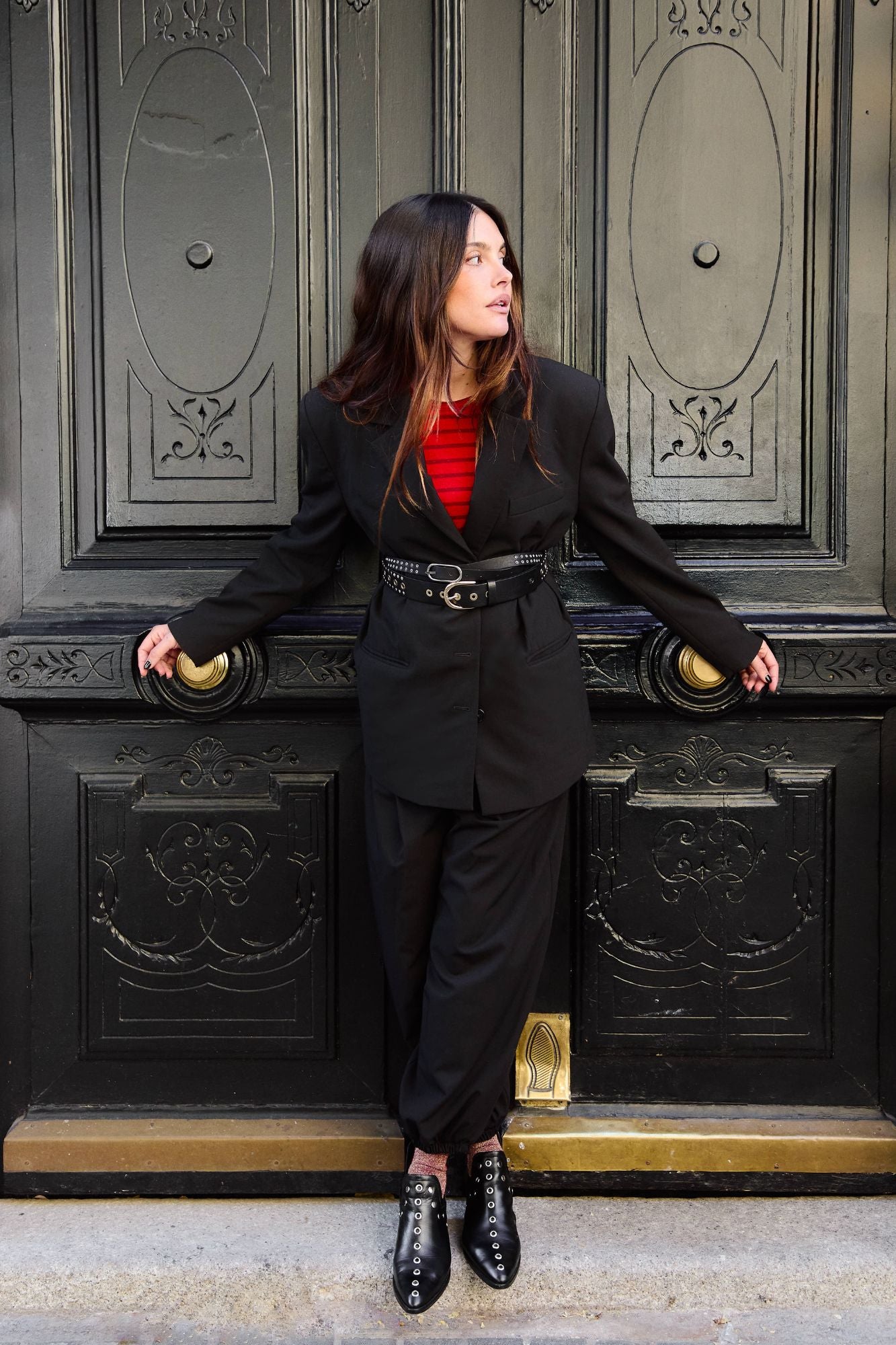 PUNKY BOOTS NEGRAS TACHAS PLATA 4CM