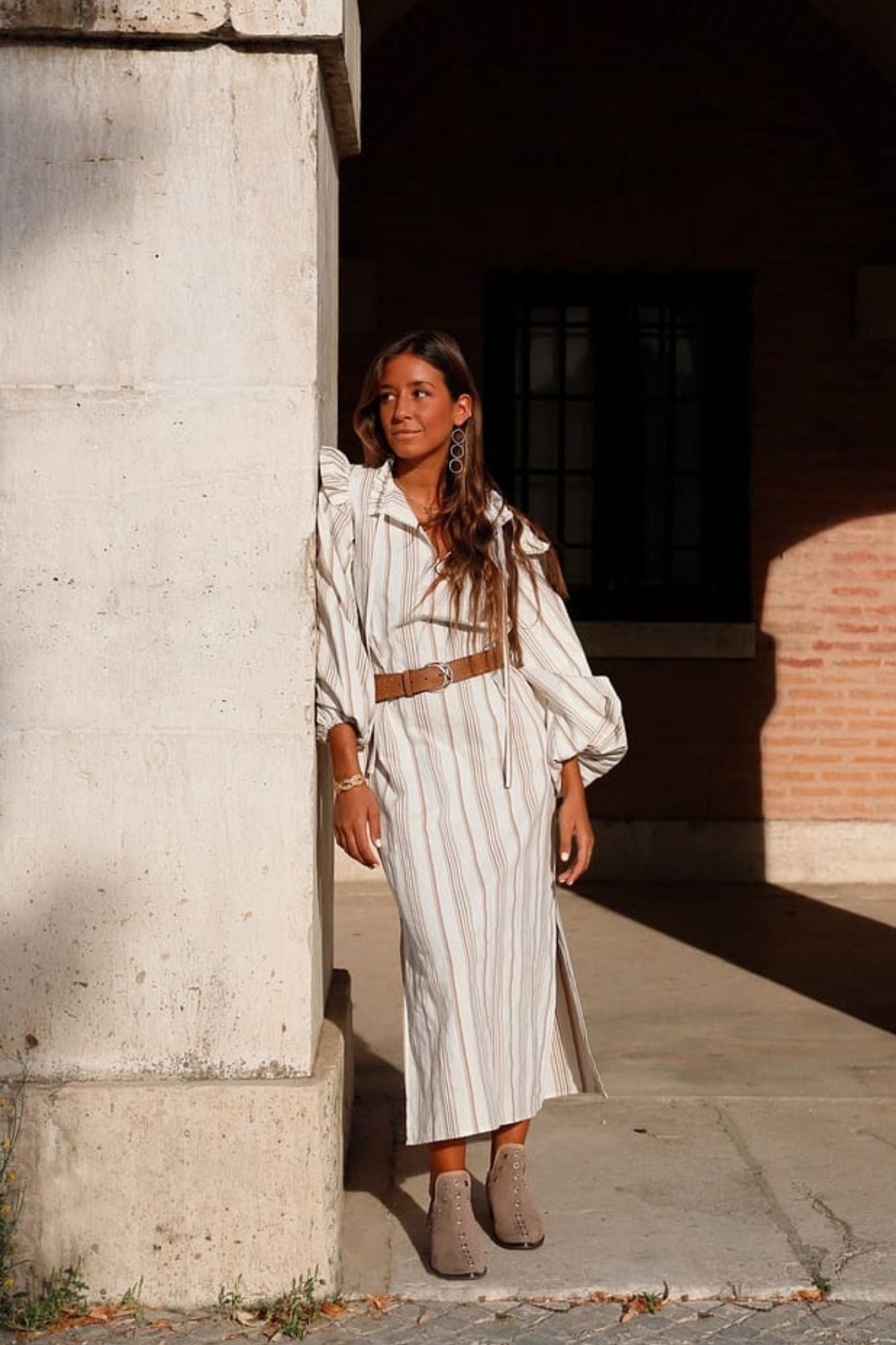 PUNKY BOOTS ANTE BEIGE TACHAS PLATA 4CM