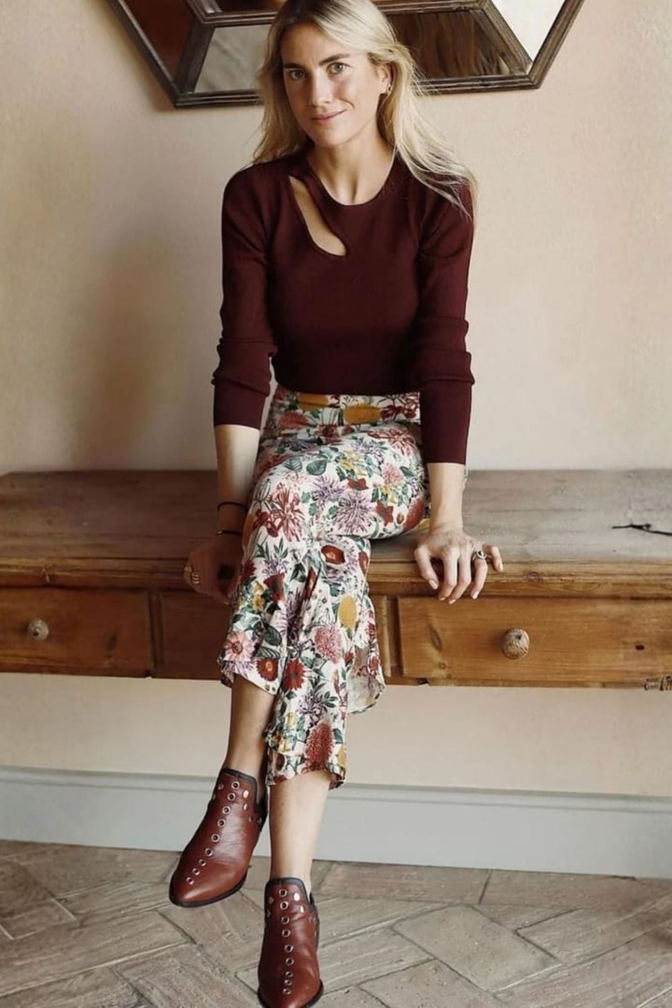 PUNKY BOOTS AVELLANA TACHAS PLATA 4CM