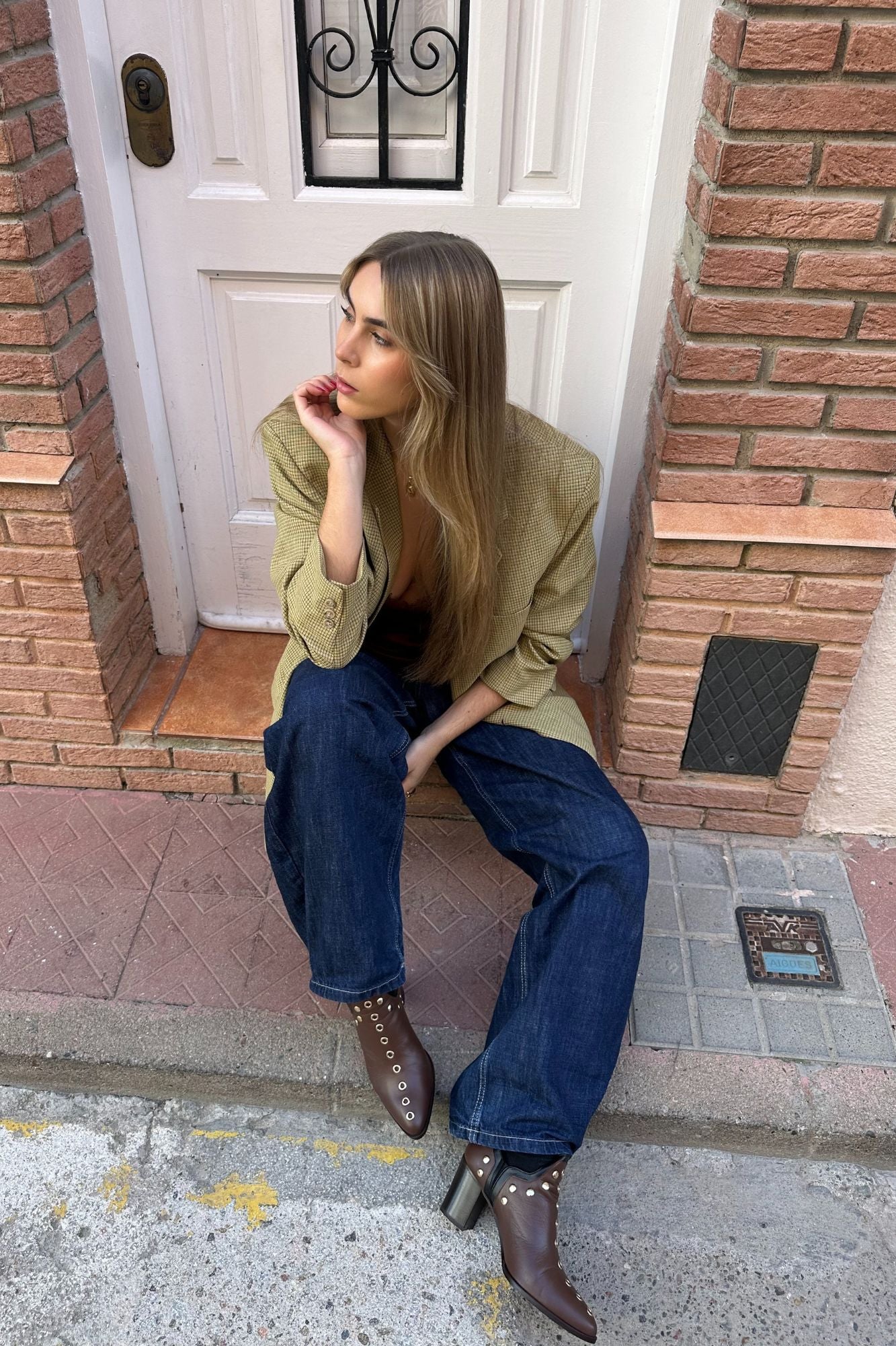 PUNKY BOOTS AVELLANA TACHAS ORO TACON 7CM