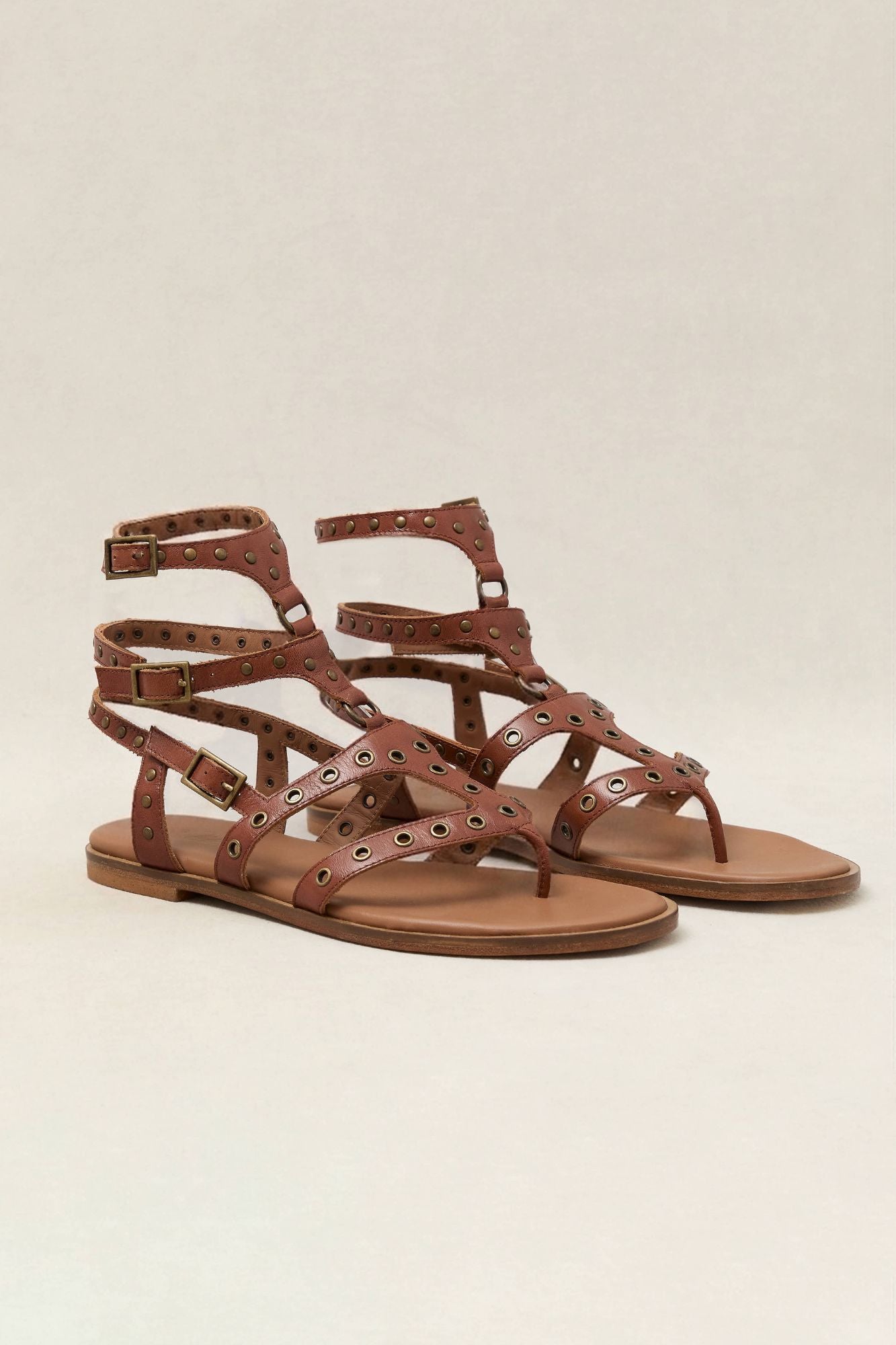 SANDALIA CIRA CARAMELO