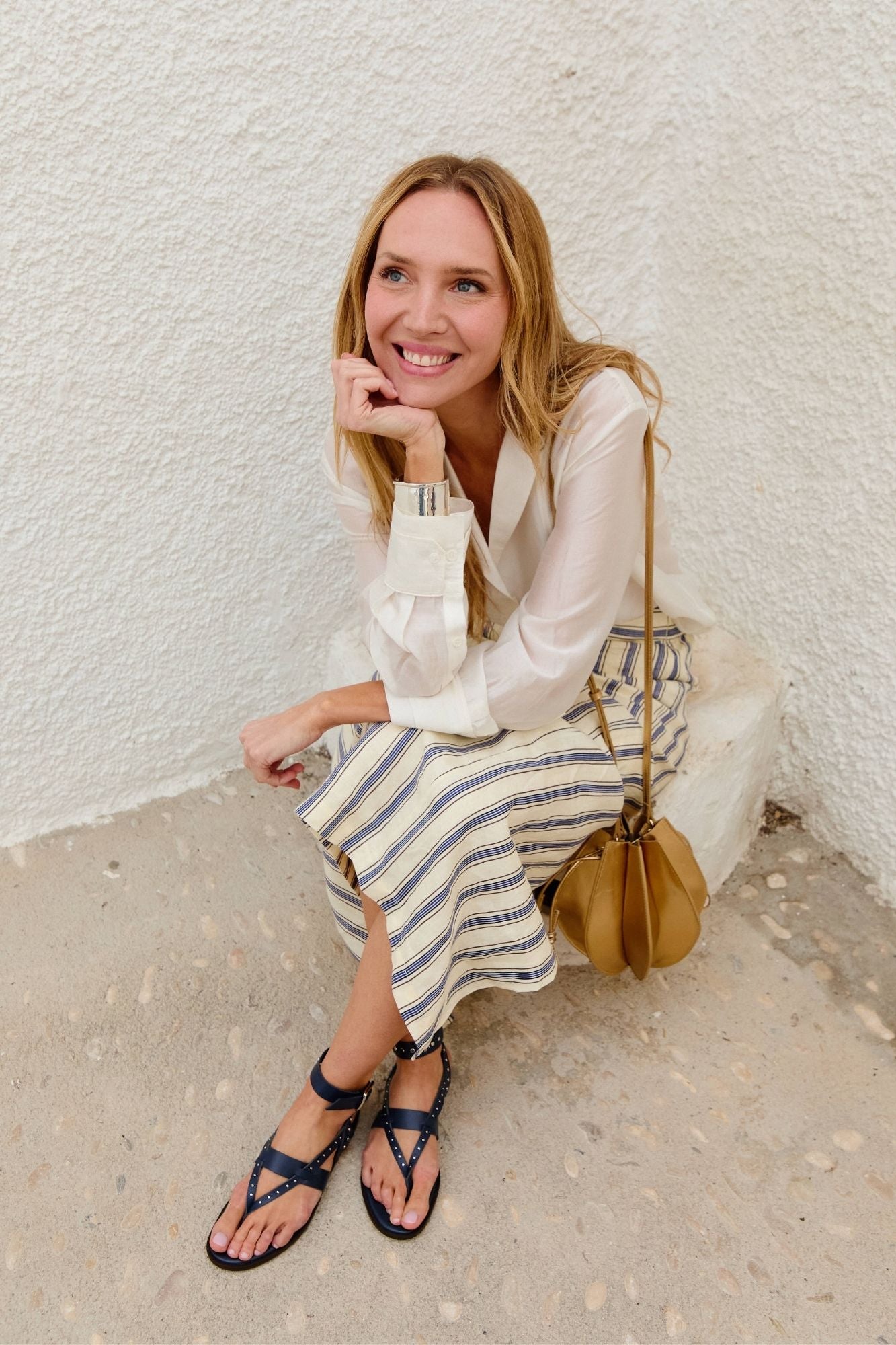 SANDALIA PLANA PIEL TACHAS BIARRITZ NAVY