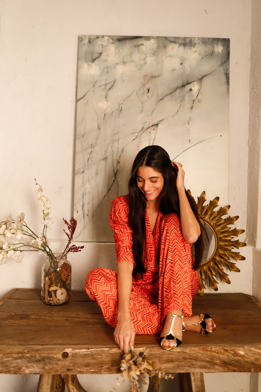 SANDALIA MIA ORO Y NEGRO 7CM