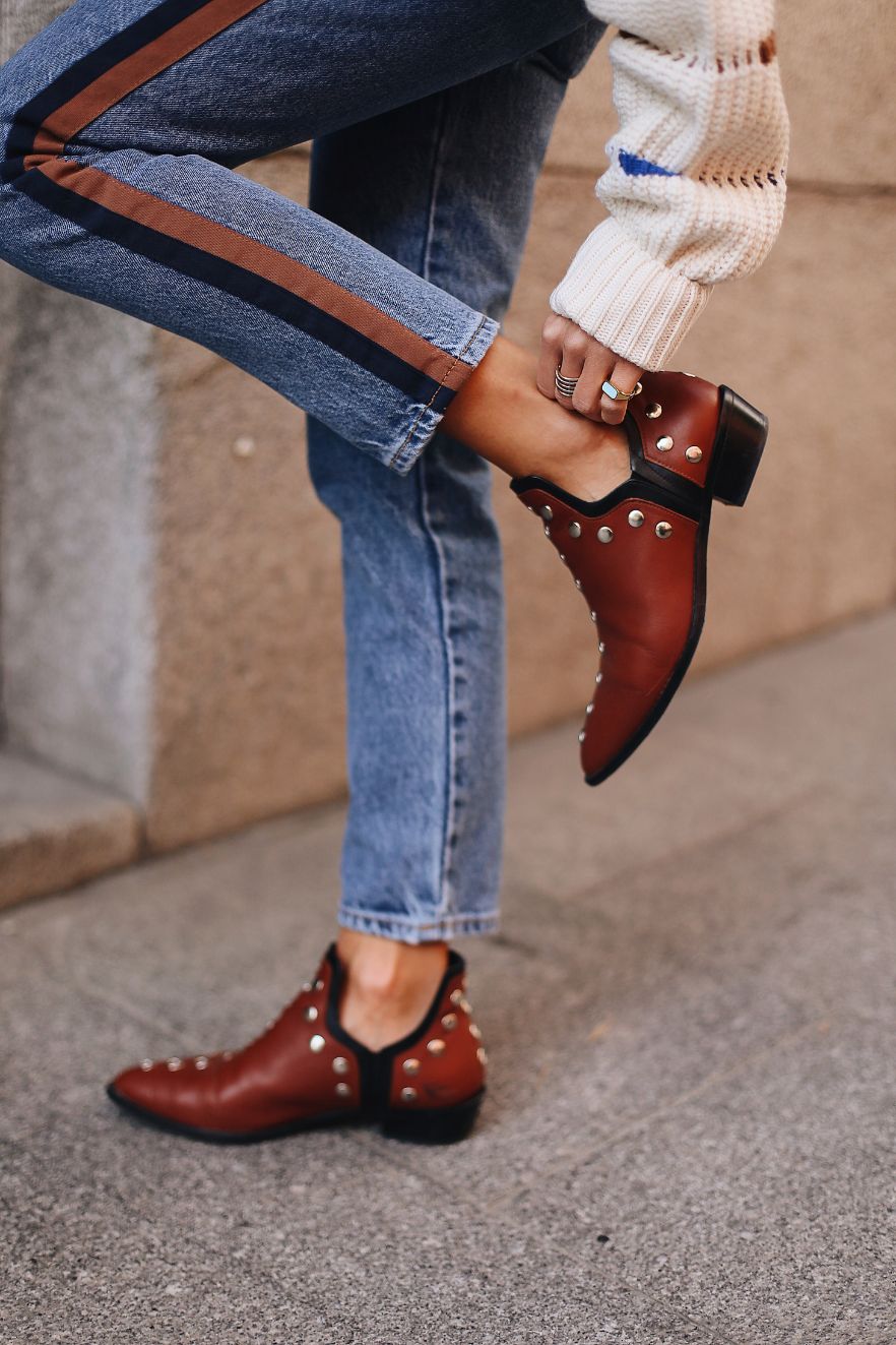 PUNKY BOOTS AVELLANA TACHAS PLATA 4CM