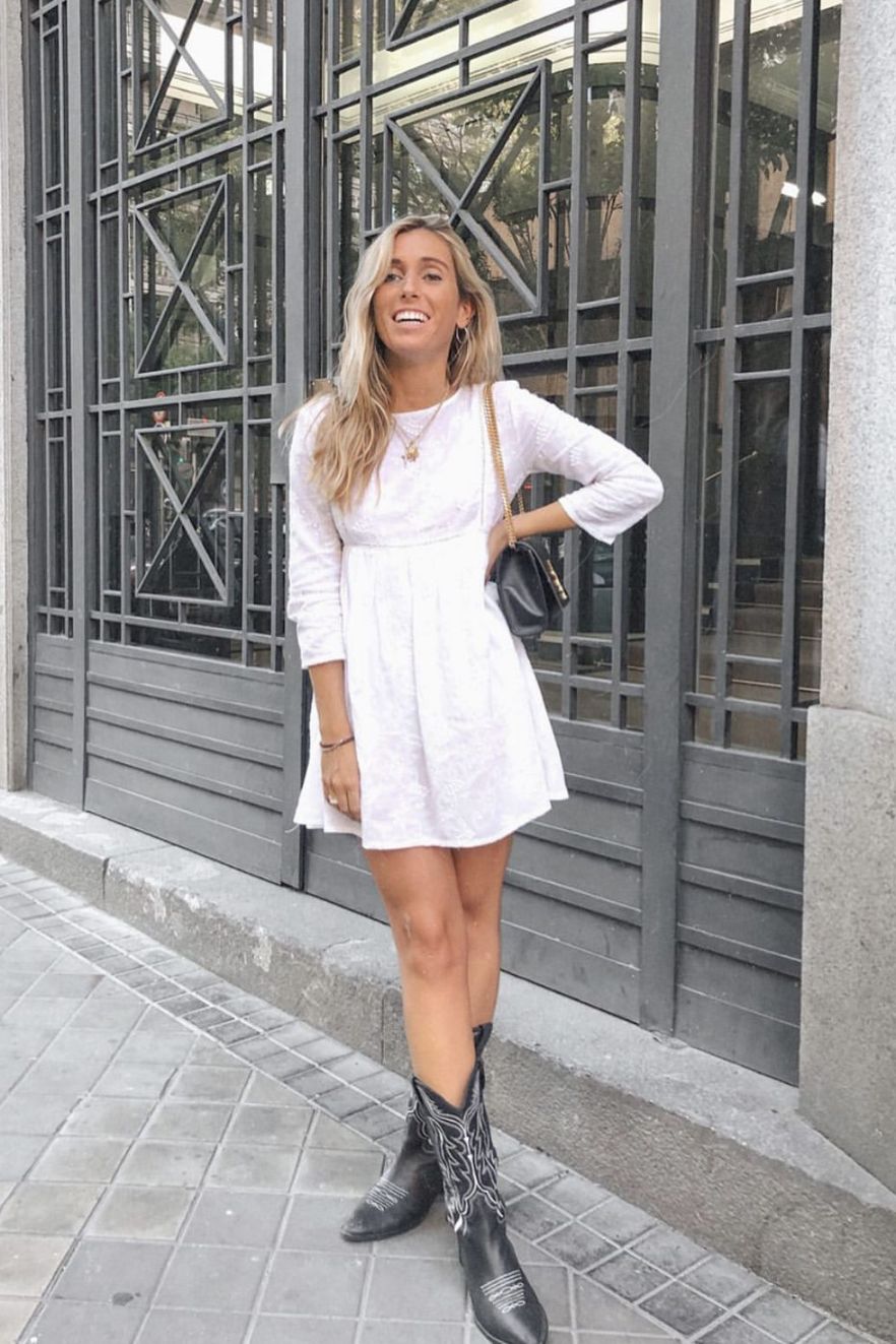 MESTIZO BOOTS NEGRAS HILO BLANCO 3.5CM