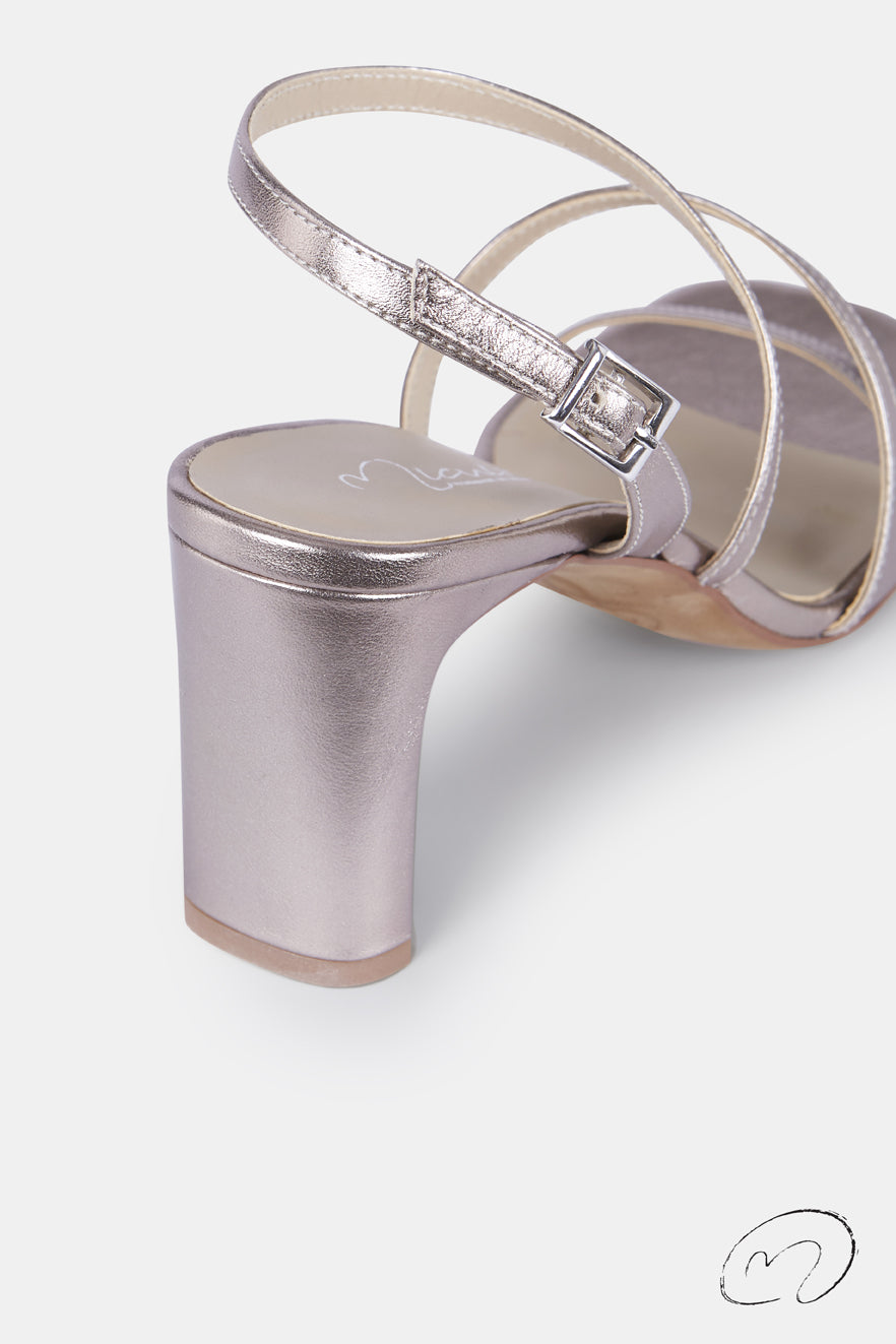 SANDALIA GENARA PLATA 7CM