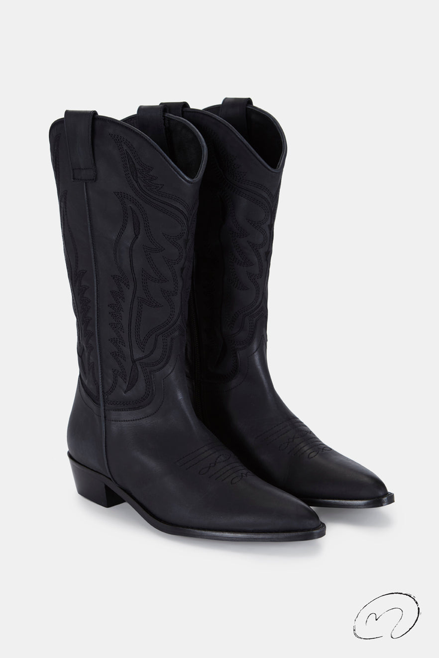 MESTIZO BOOTS NEGRAS HILO NEGRO 3.5CM