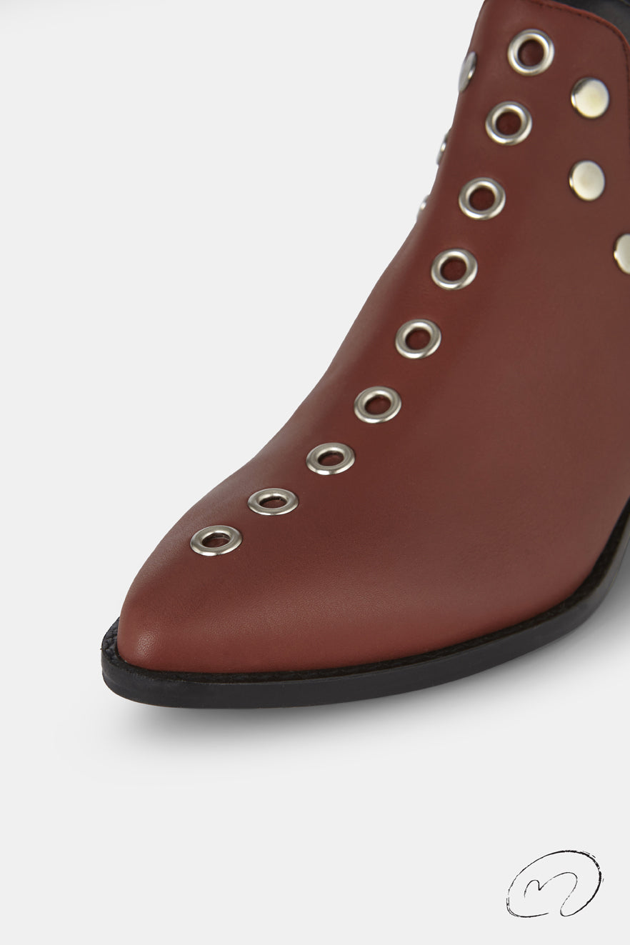 PUNKY BOOTS AVELLANA TACHAS PLATA 4CM