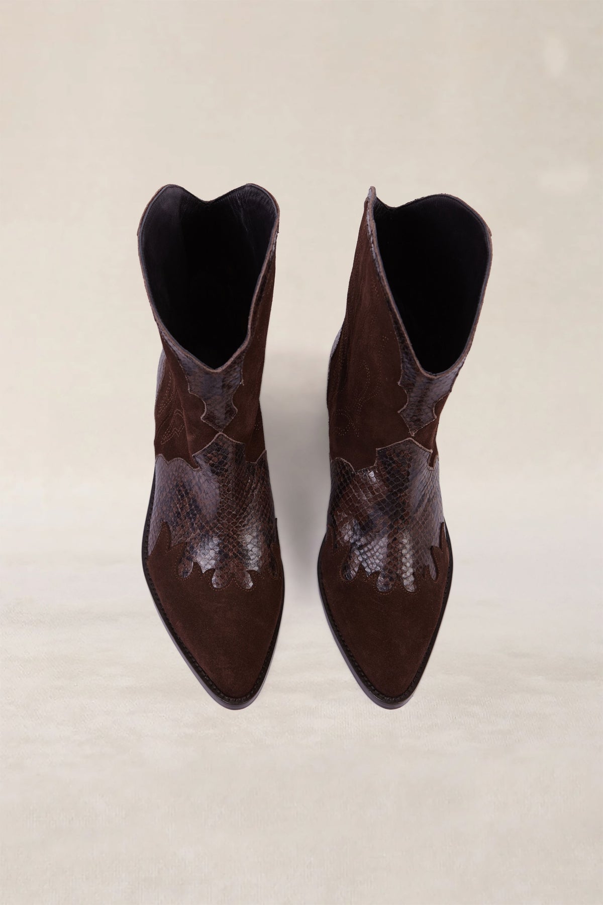 BOTA MINI GAUCHA CHOCOLATE 4CM