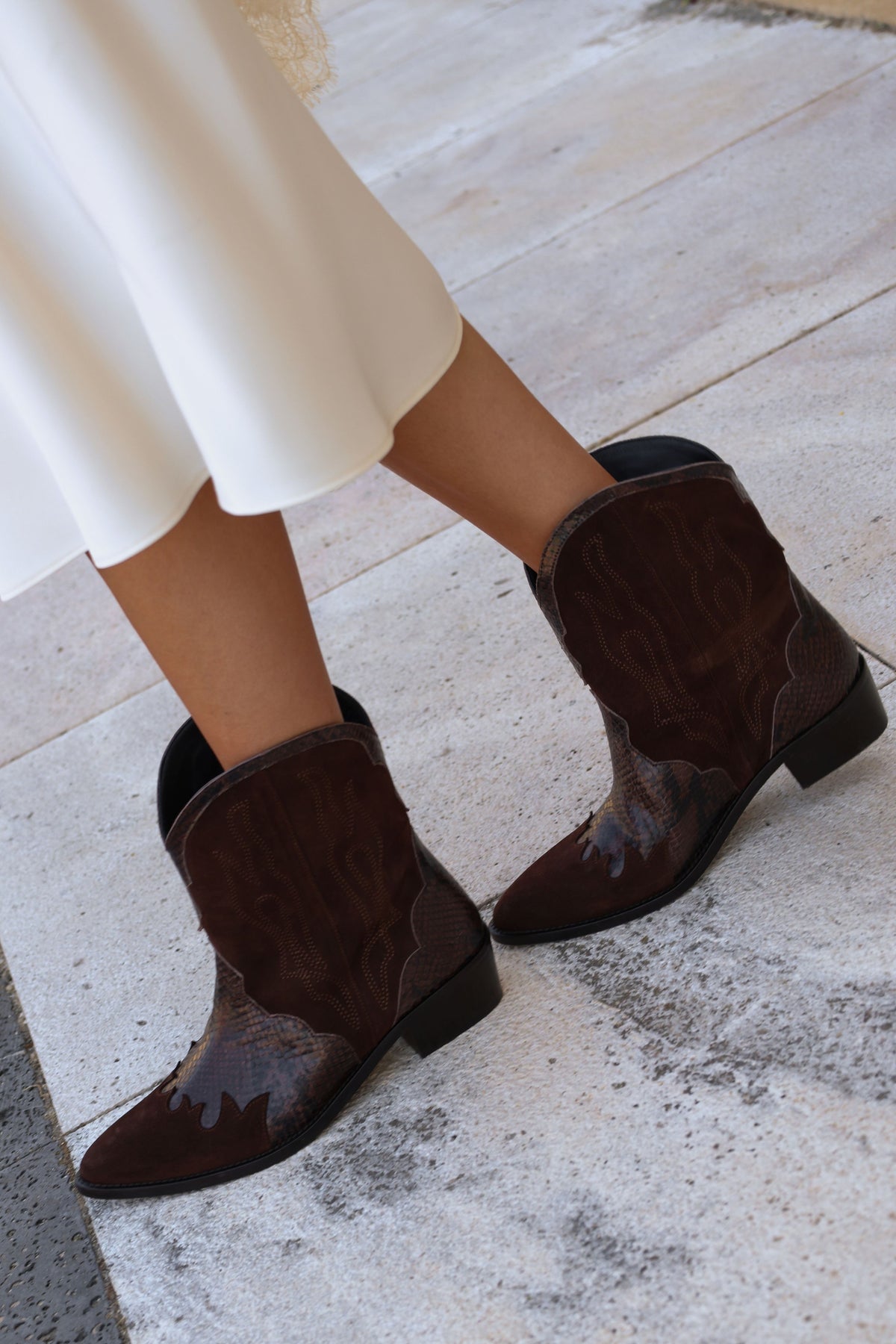 BOTA MINI GAUCHA CHOCOLATE 4CM
