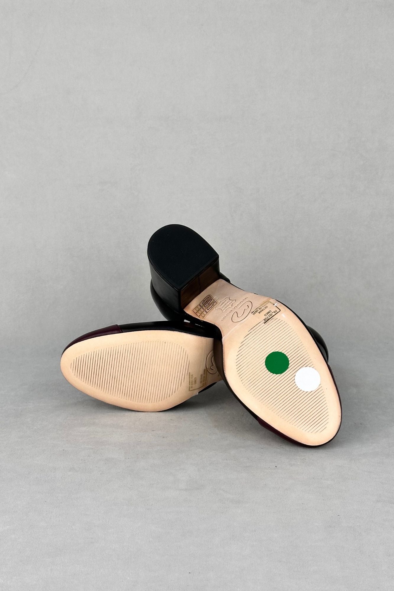 SALON TBAR NEGRO BURDEOS