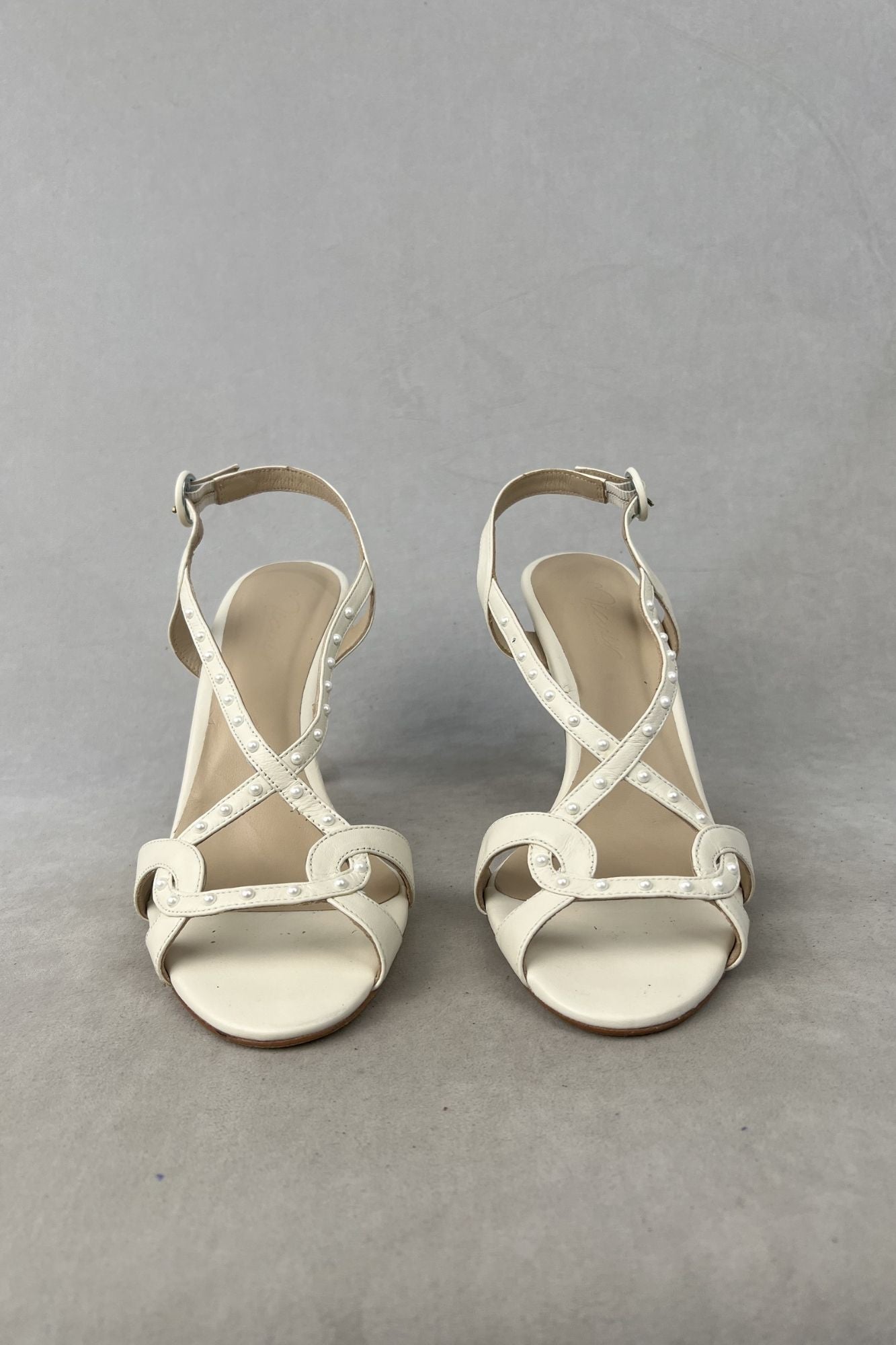 SANDALIA GADEA BLANCA PERLAS