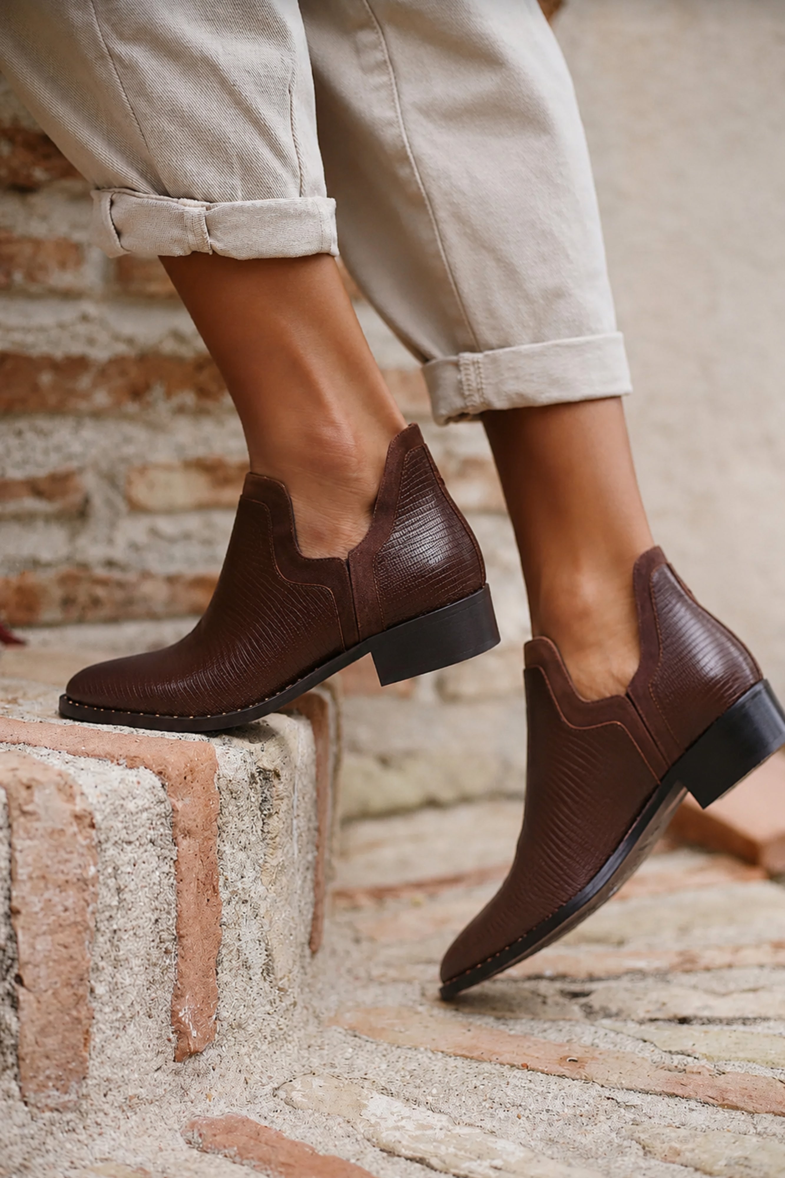 SABELA ANKLE BOOT TEJUS CARAMEL 4CM