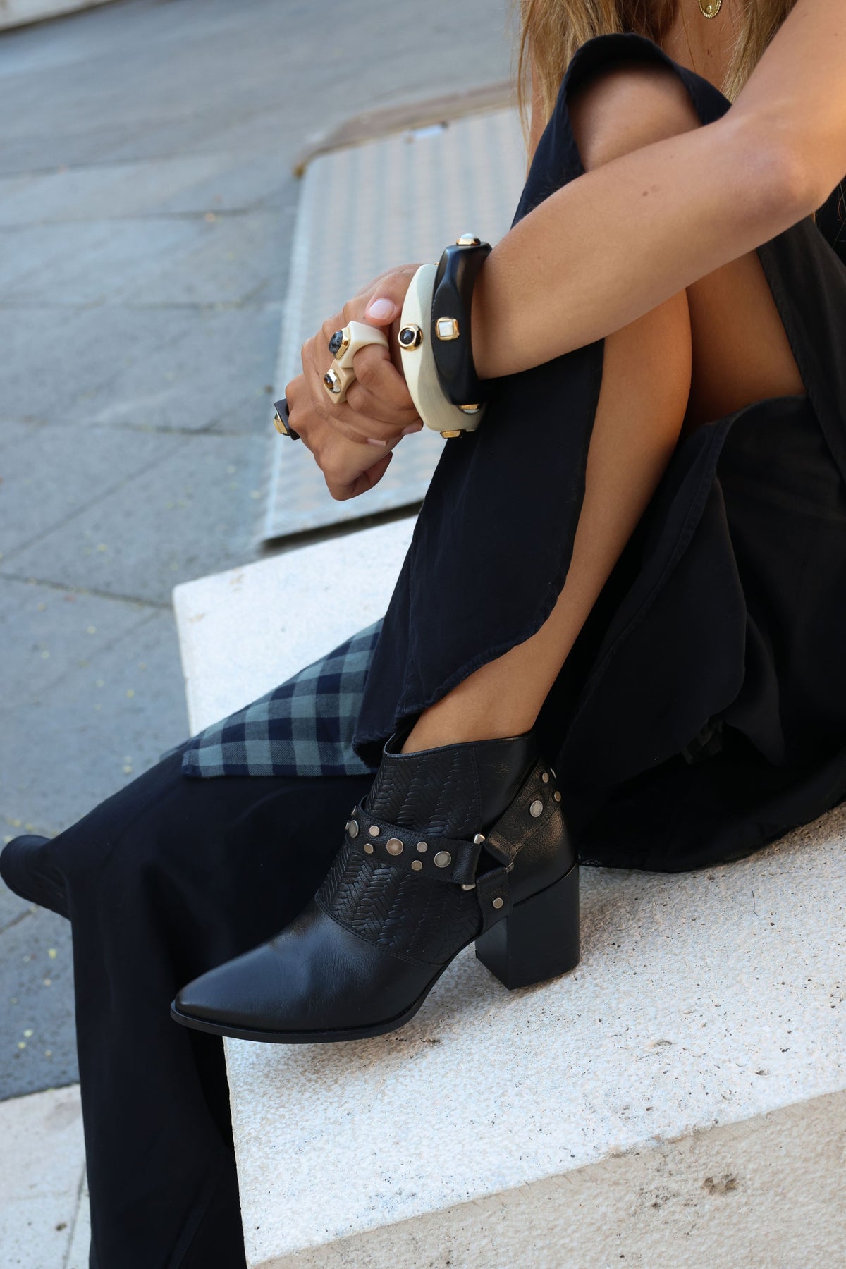 PETRA BOOTS NEGRAS  7CM