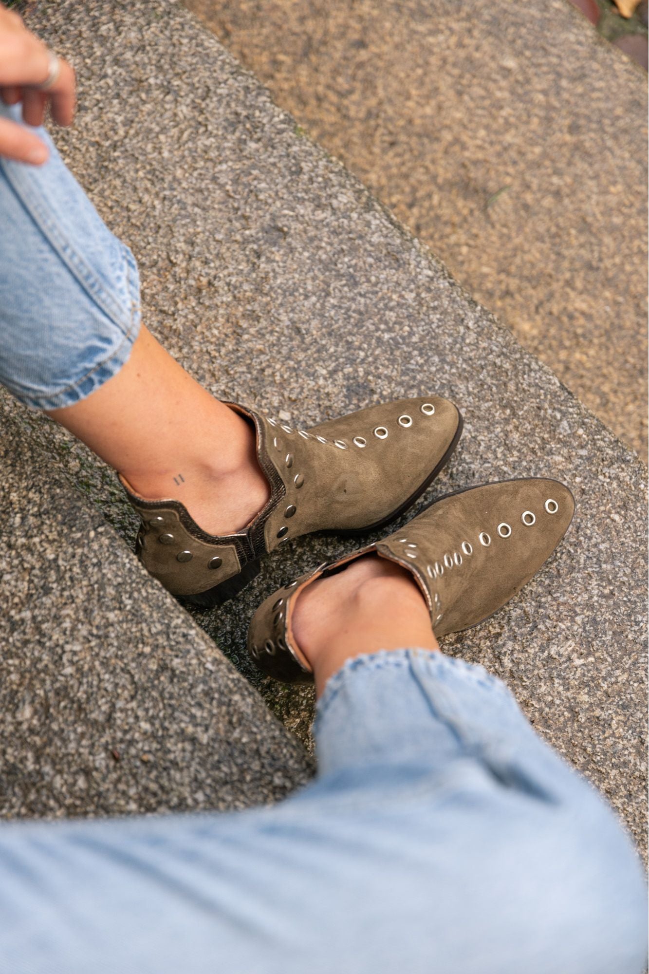 Botines color taupe