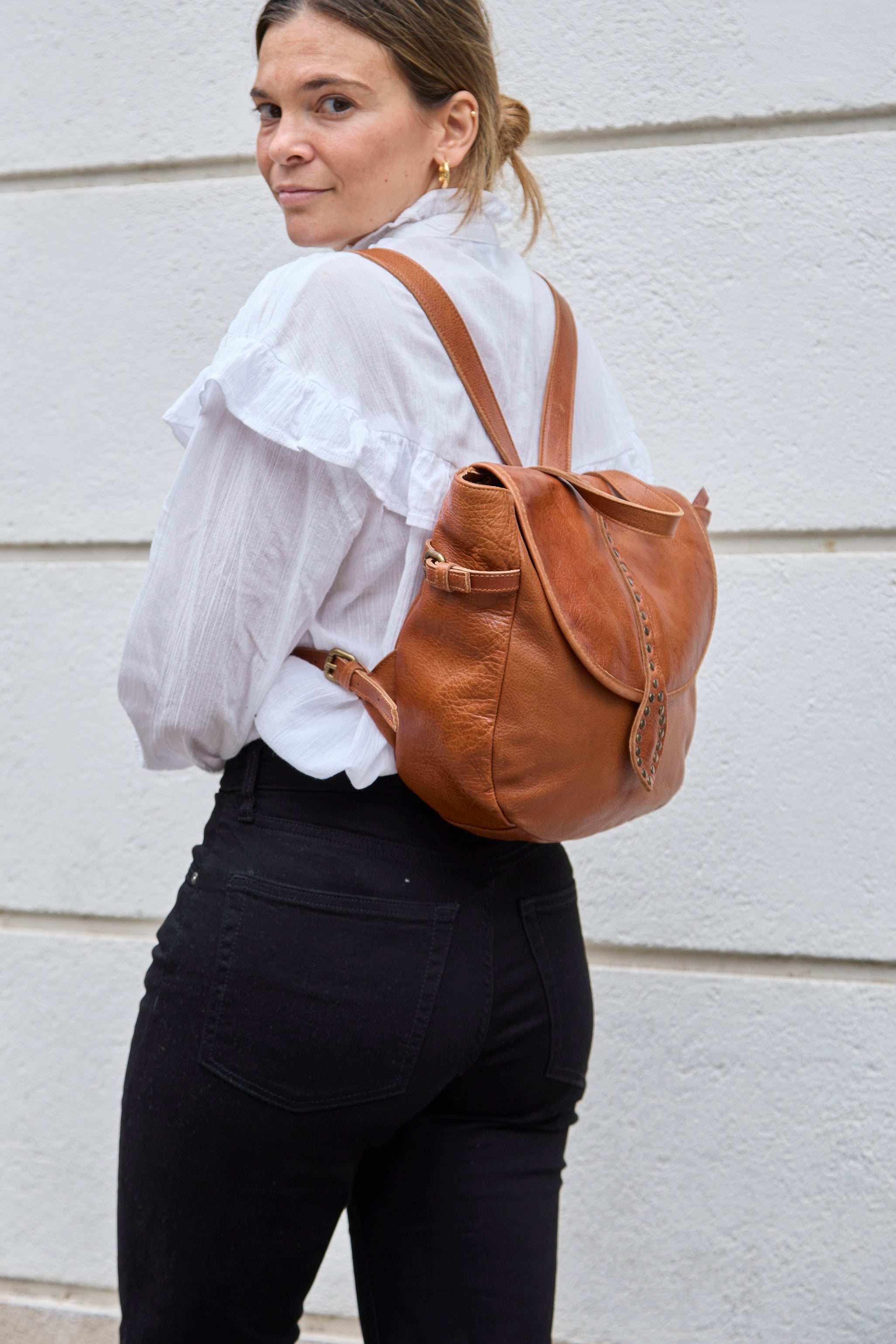 LEATHER BACKPACK