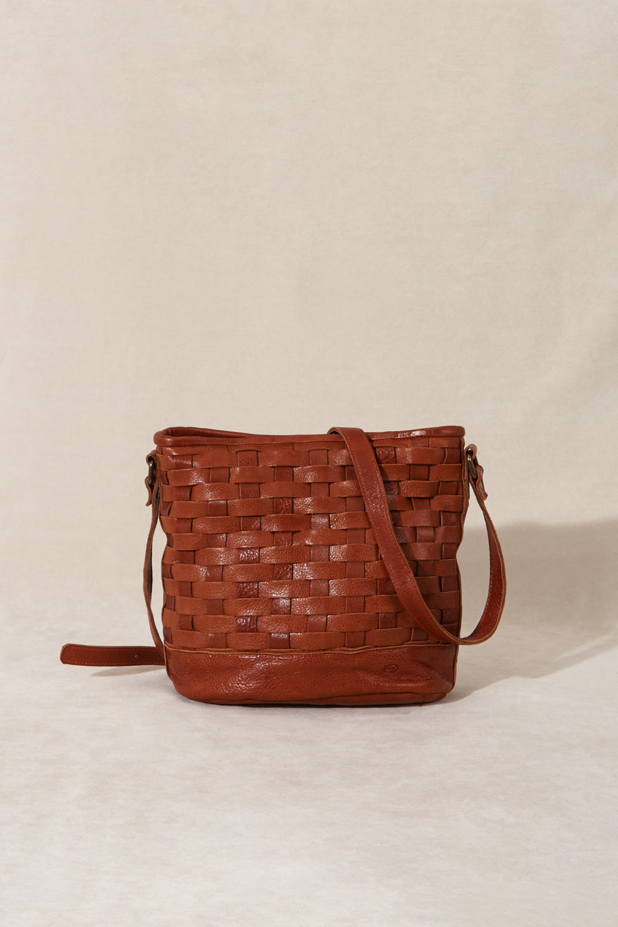 LEATHER FREDA BRAIDED HANDBAG