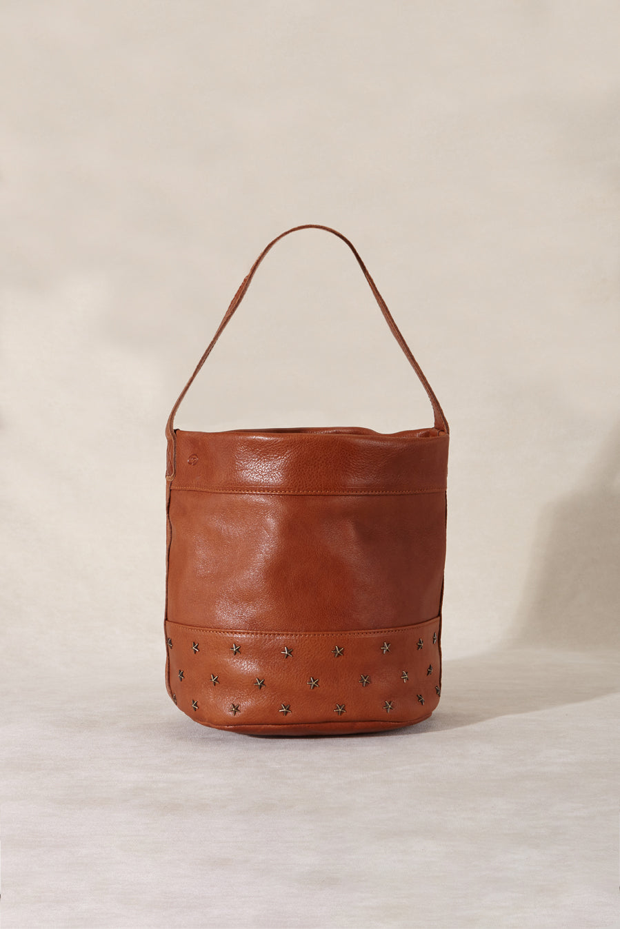 BOLSO BUCKET MINI CUERO