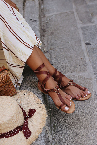 SANDALIA ESCLAVAS CUERO