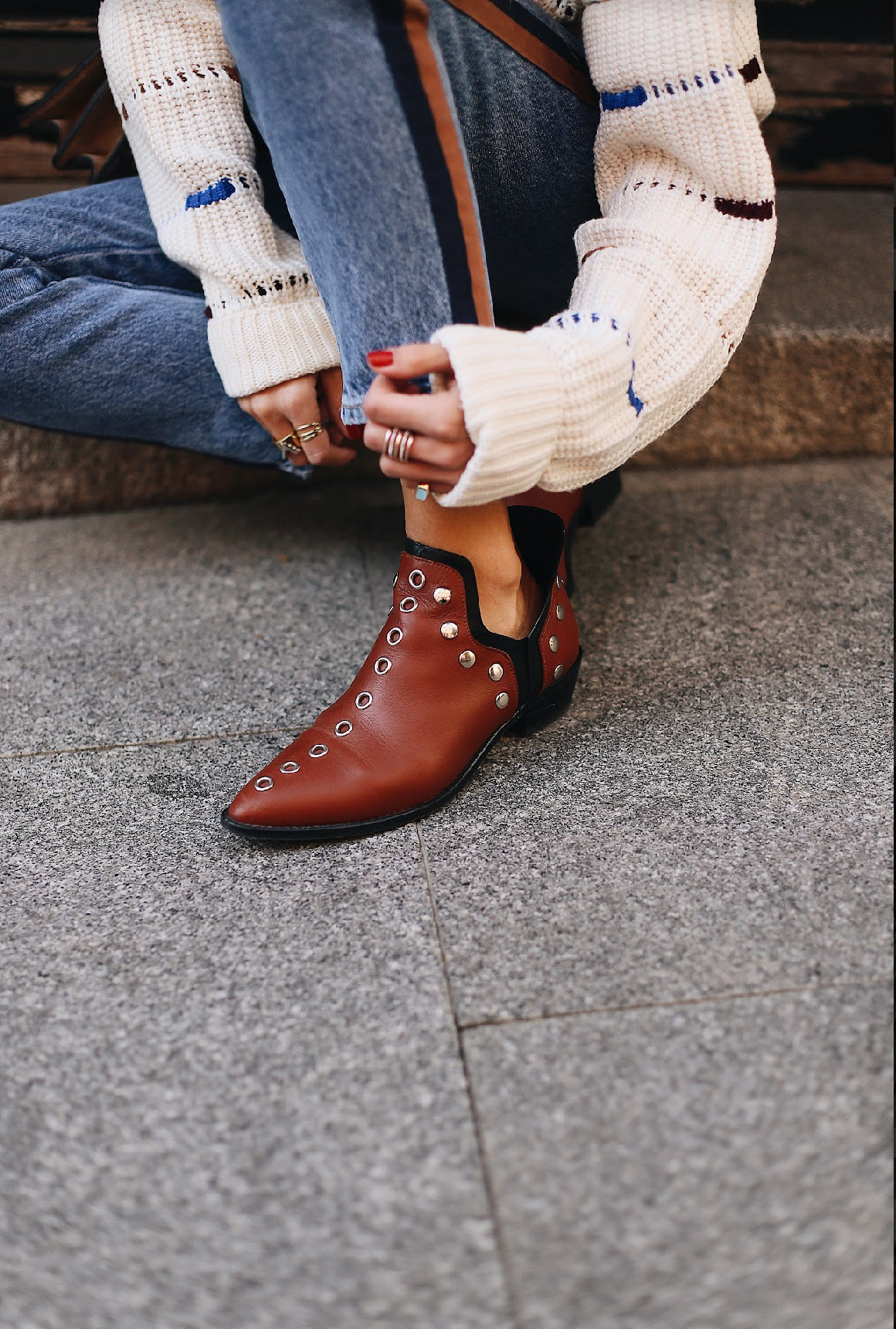 PUNKY BOOTS HAZELNUT SILVER STUDS 4CM