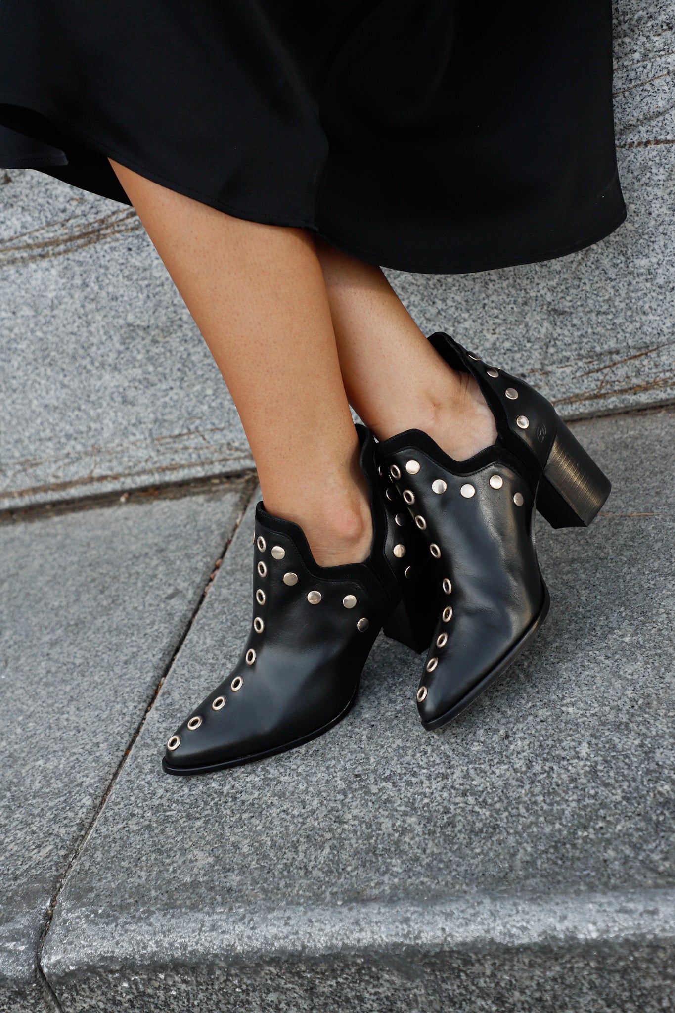 PUNKY BOOTS BLACK BLACK STUDDED SILVER HEEL 7CM