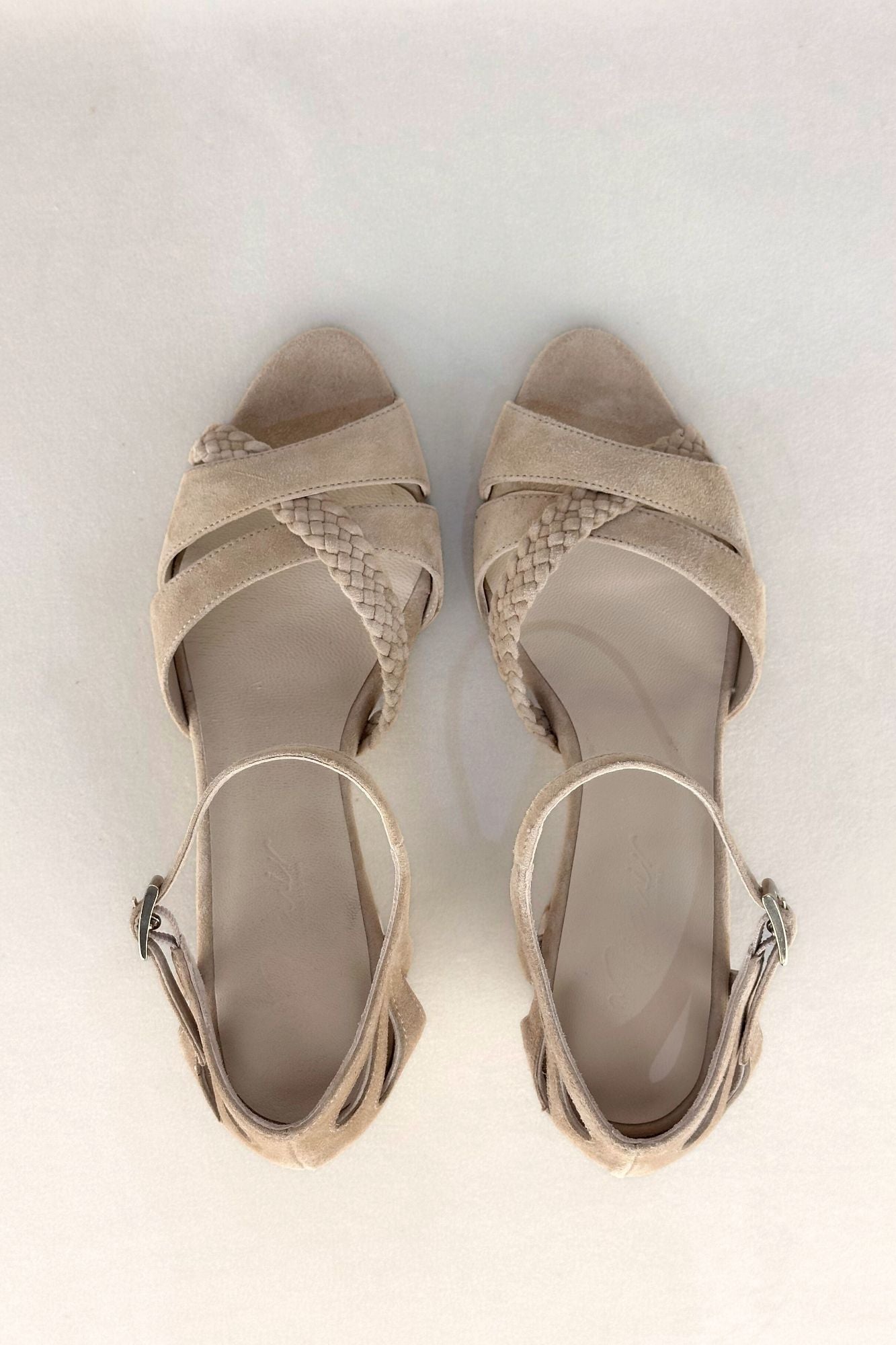 SANDALIA INMA TAUPE 7.5CM