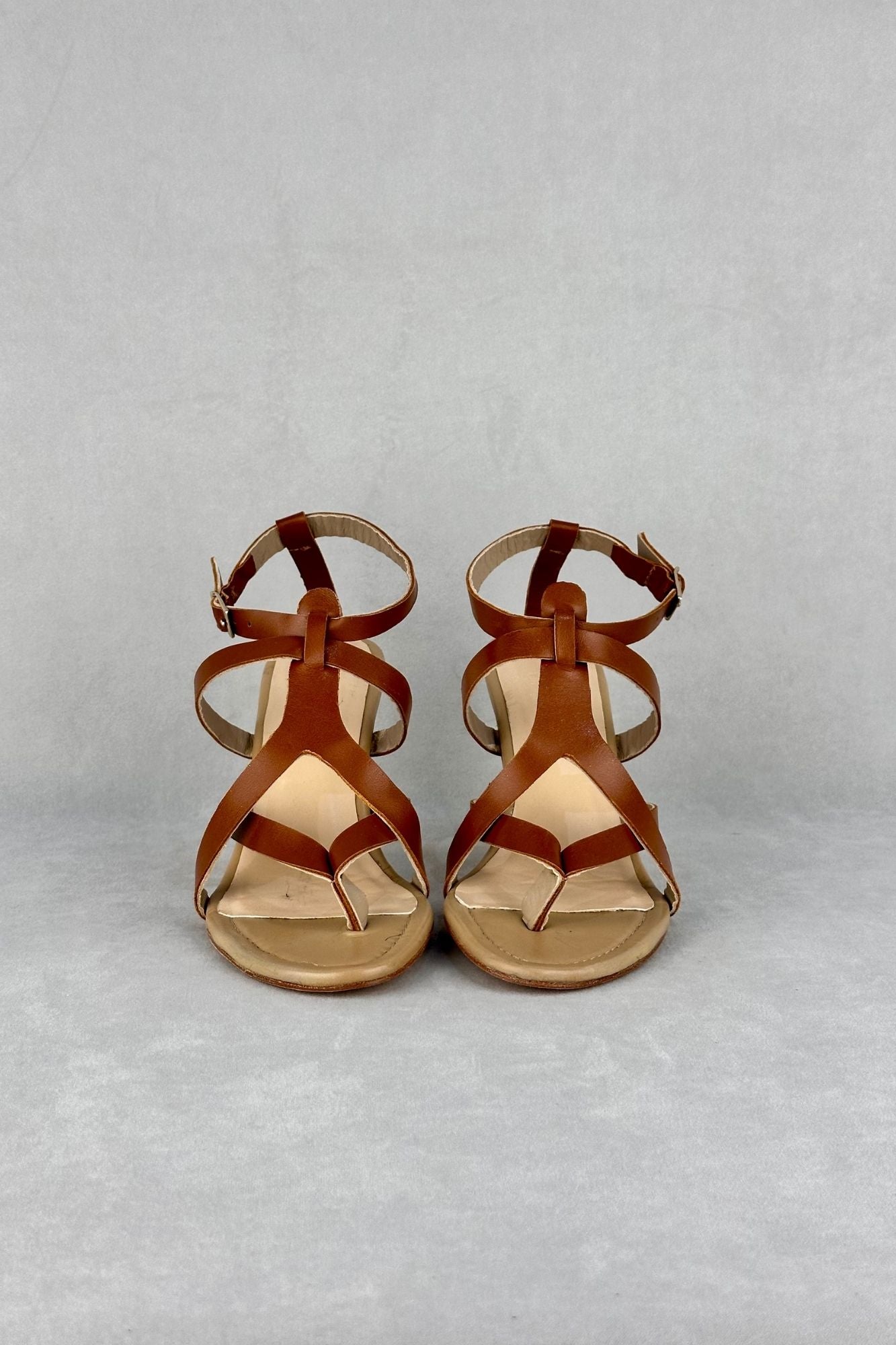 SANDALIA JARA SIN LUJAR CUERO