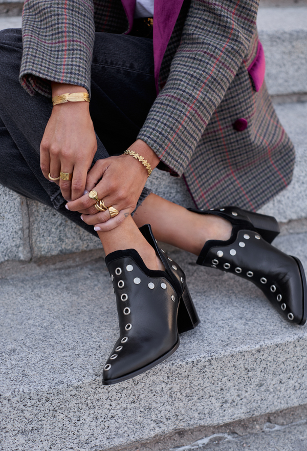PUNKY BOOTS NEGRAS CON TACÓN  7CM