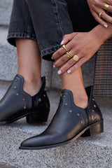 NAY BOOTS NEGRAS  4CM