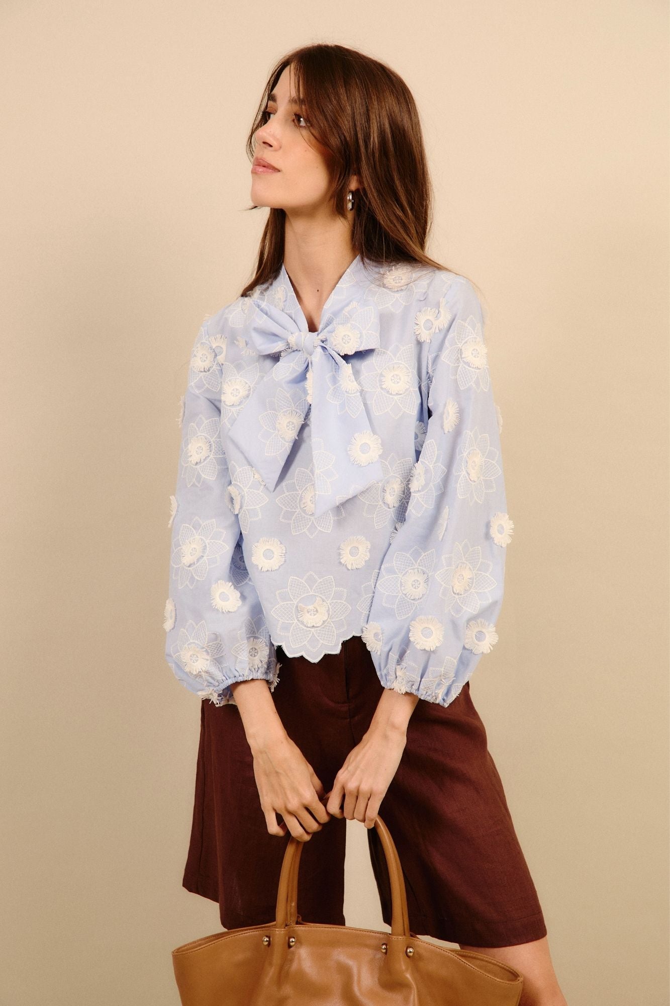 BLUE FLOWER EMBROIDERED SHIRT