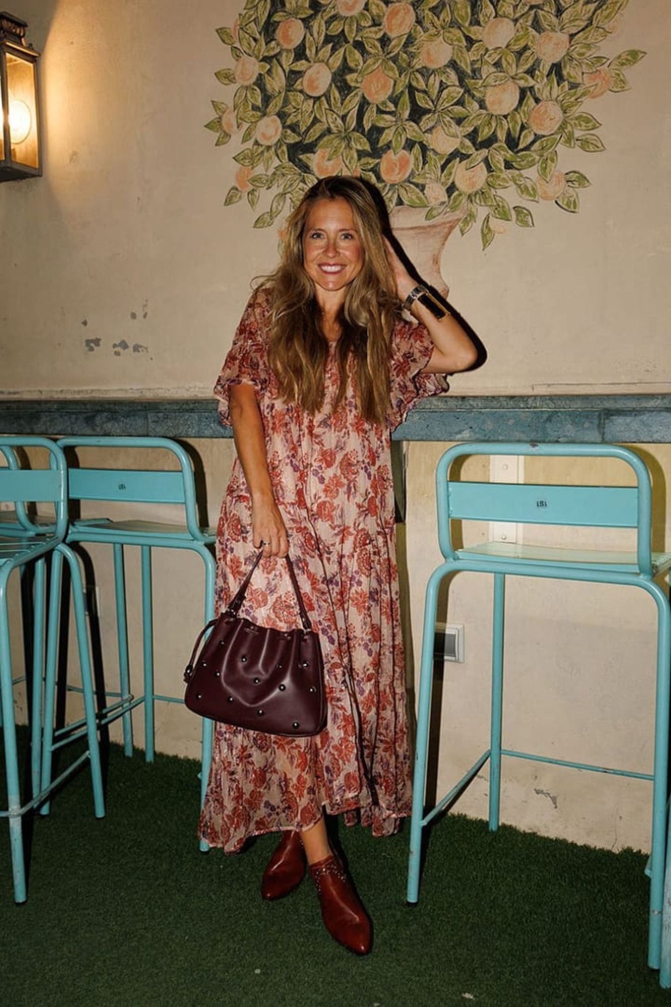 BURGUNDY STUDDED BOWLER BAG