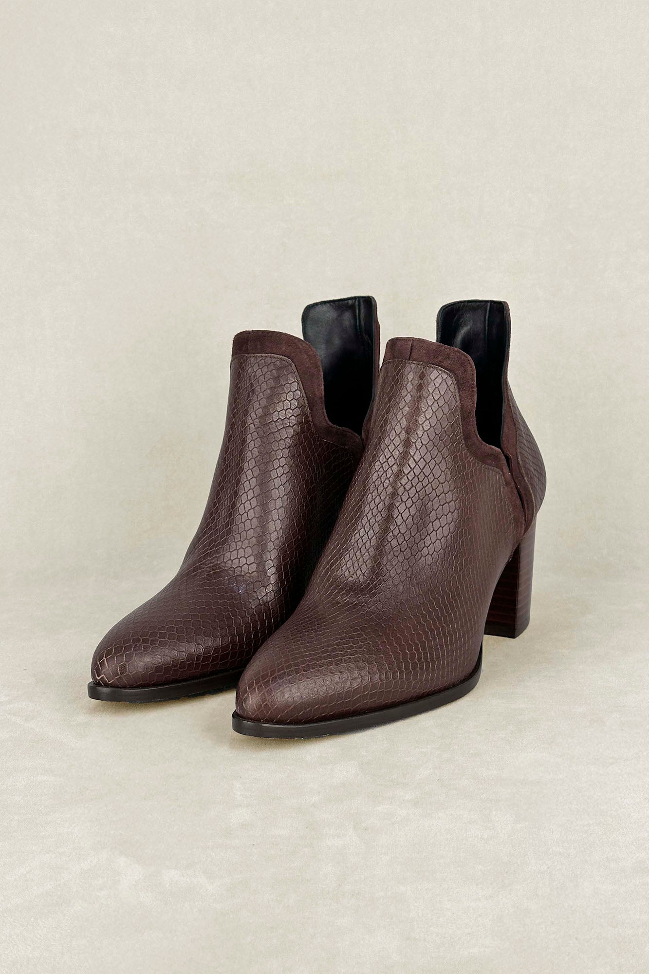FRIDA SNAKE CHOCOLATE HEEL 7CM