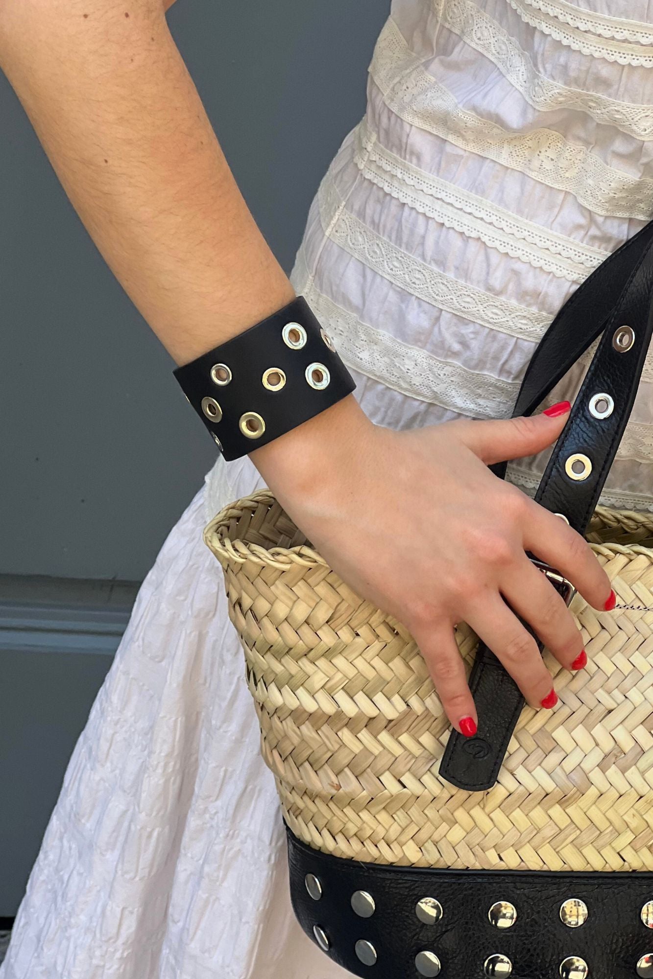 BLACK PUNKY BRACELET