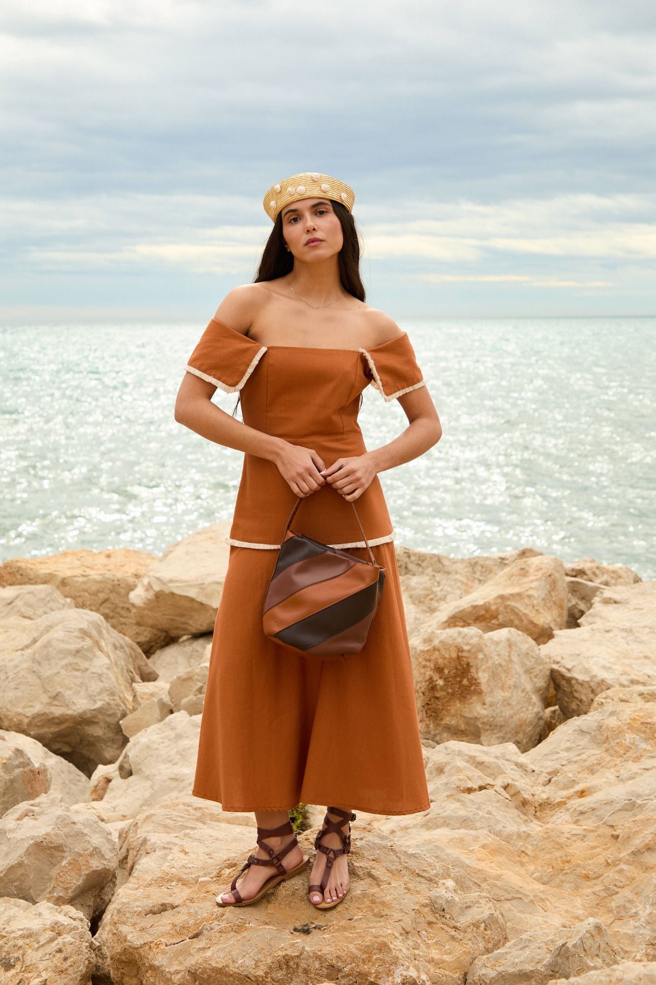 SANDALIA ESCLAVAS CUERO