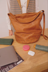 BOLSO BUCKET NEGRO