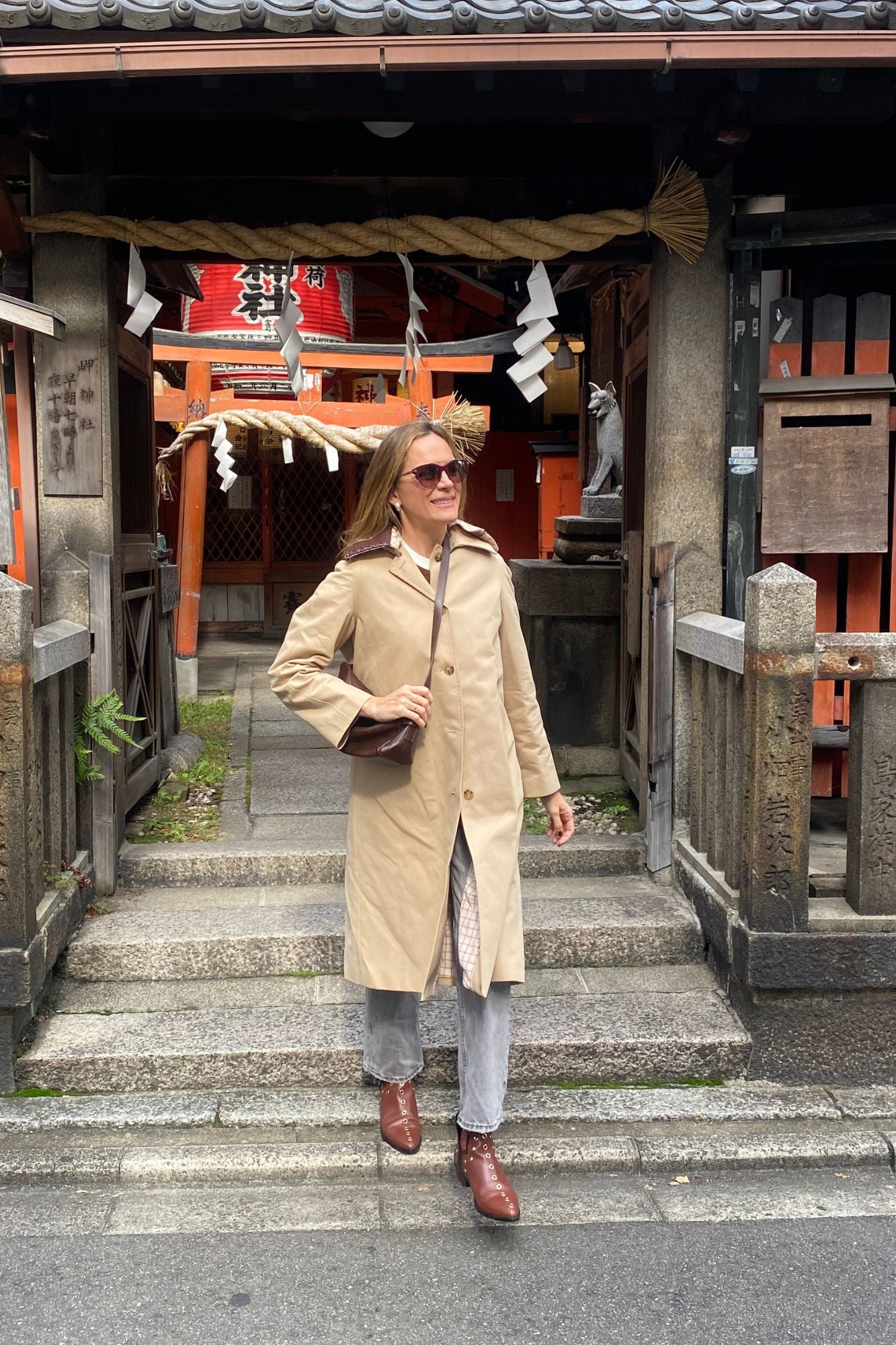 TRENCH-MATE CAMEL AVEC COL TRESSÉ