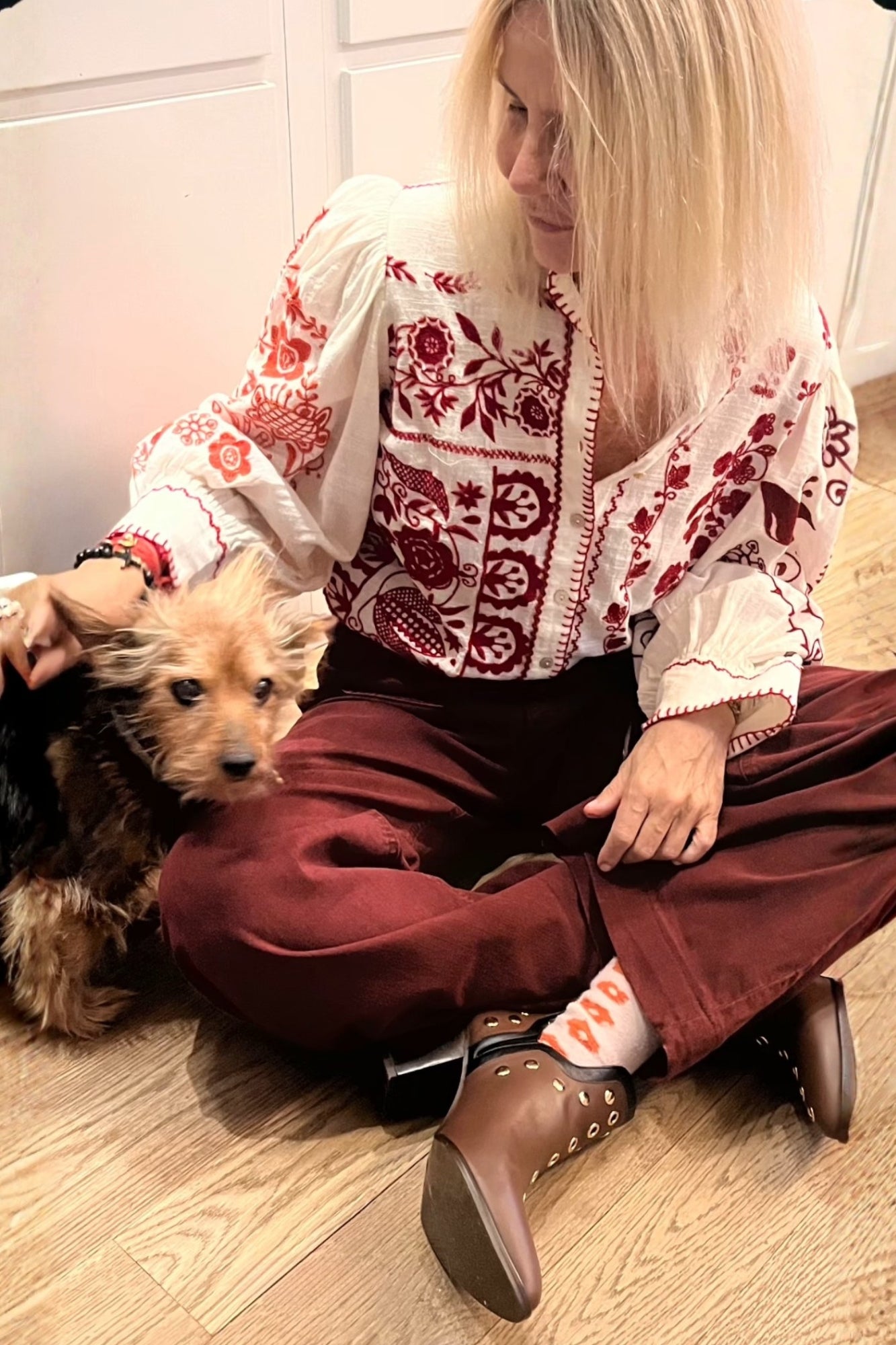 PUNKY BOOTS AVELLANA TACHAS ORO TACON 7CM