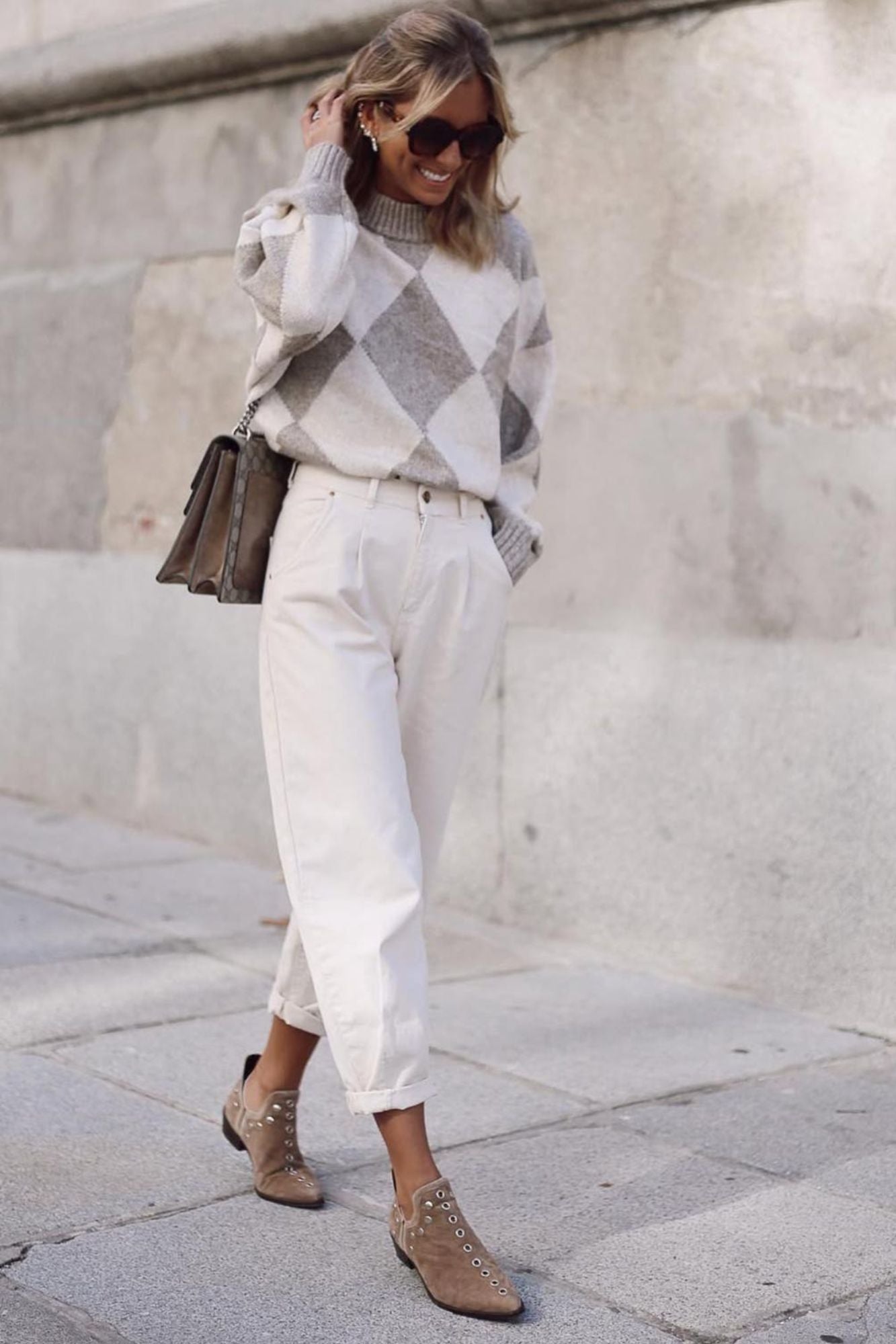 PUNKY BOOTS ANTE BEIGE TACHAS PLATA 4CM