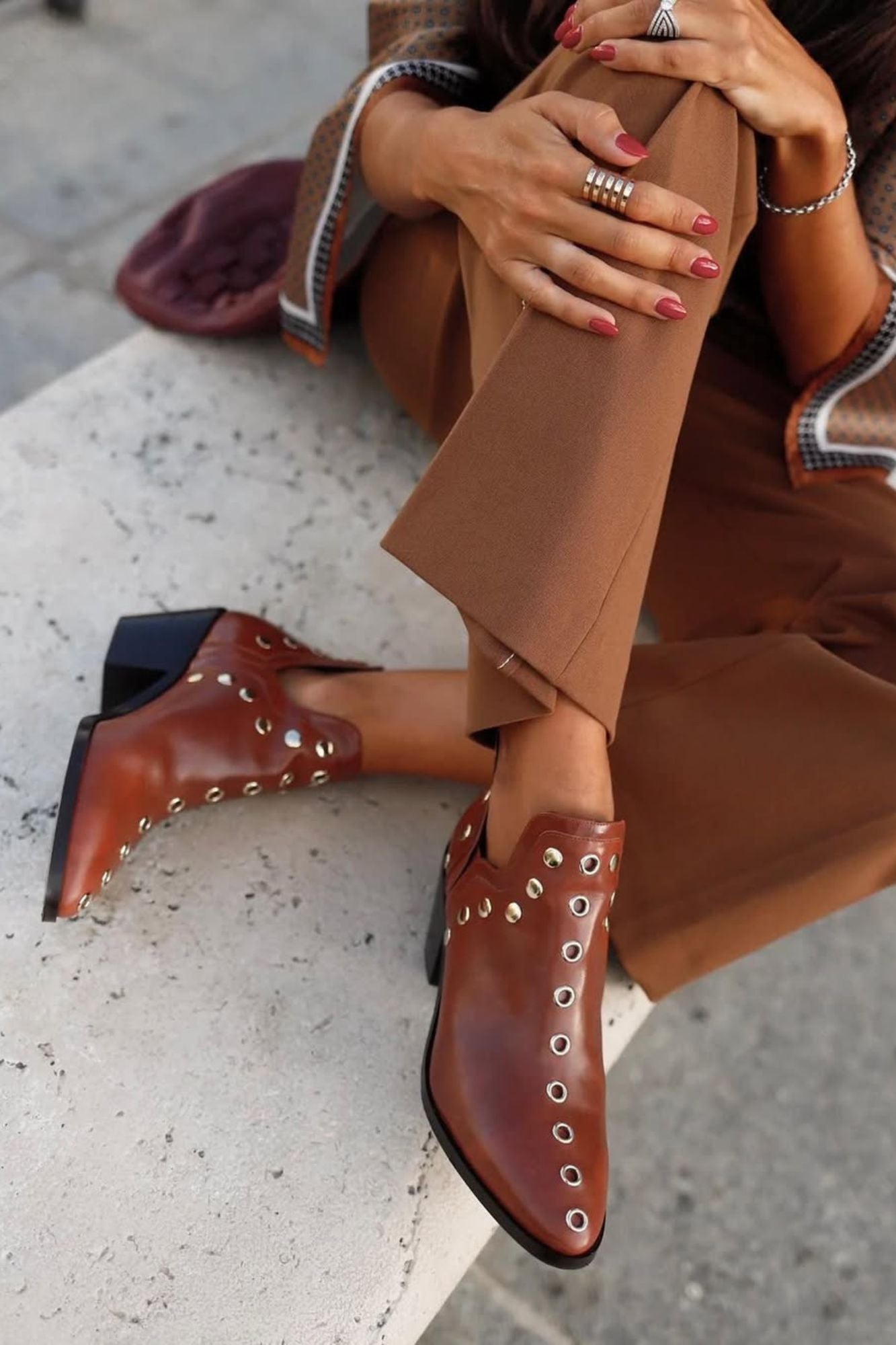 PUNKY BOOTS SPECIAL EDITION MARRON TACHAS ORO 6CM