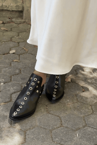 PUNKY BOOTS BLACK STUDS GOLD 4CM