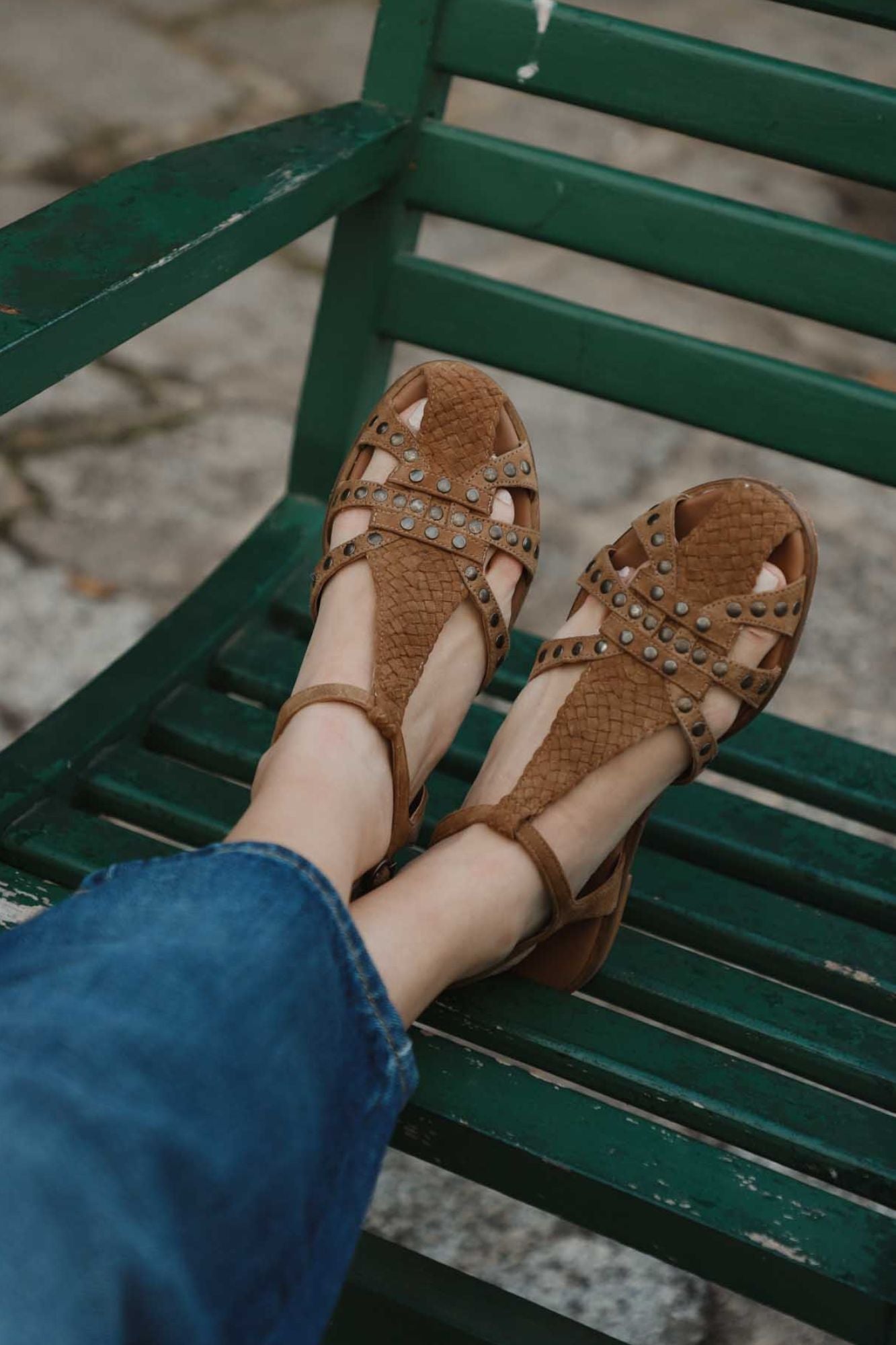 SANDALIA CANGREJERA JAIRA ANTE CARAMELO